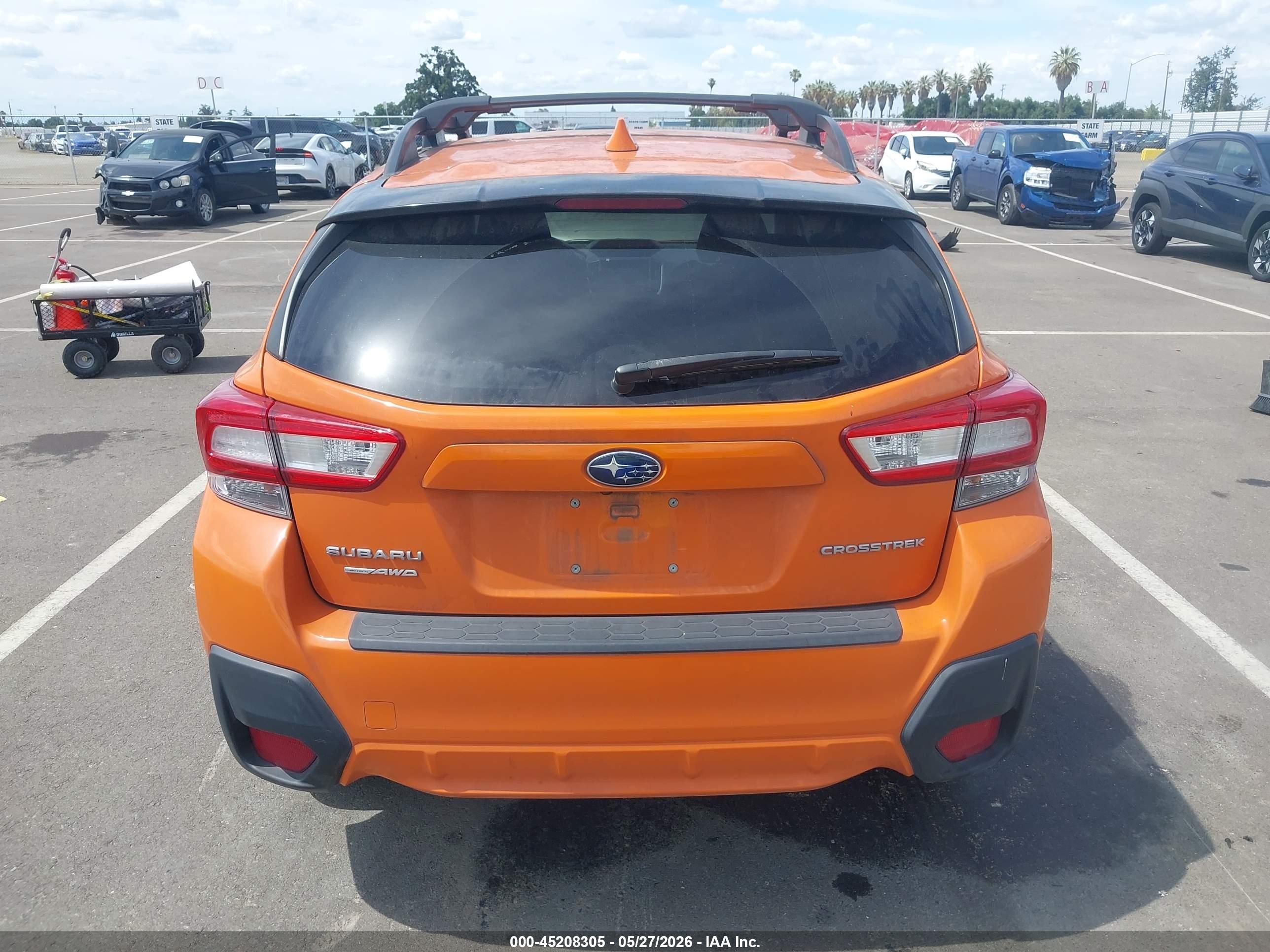 2019 Subaru Crosstrek 2.0i Premium Orange vin: JF2GTADC8KH257655