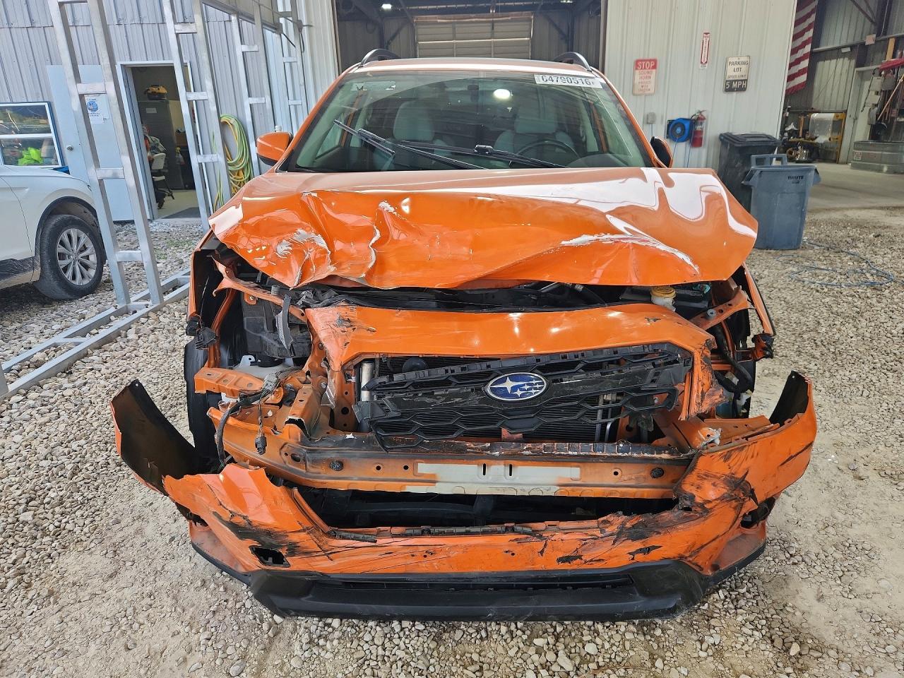 2019 Subaru Crosstrek Premium Оранжевый vin: JF2GTADC9K8317359