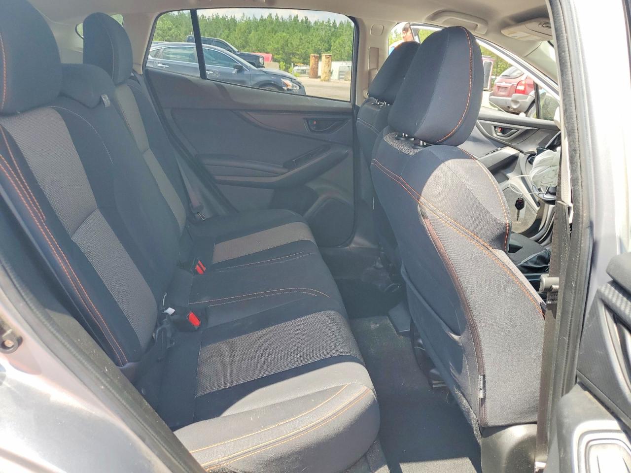 2019 Subaru Crosstrek Premium Silver vin: JF2GTAEC0K8280684