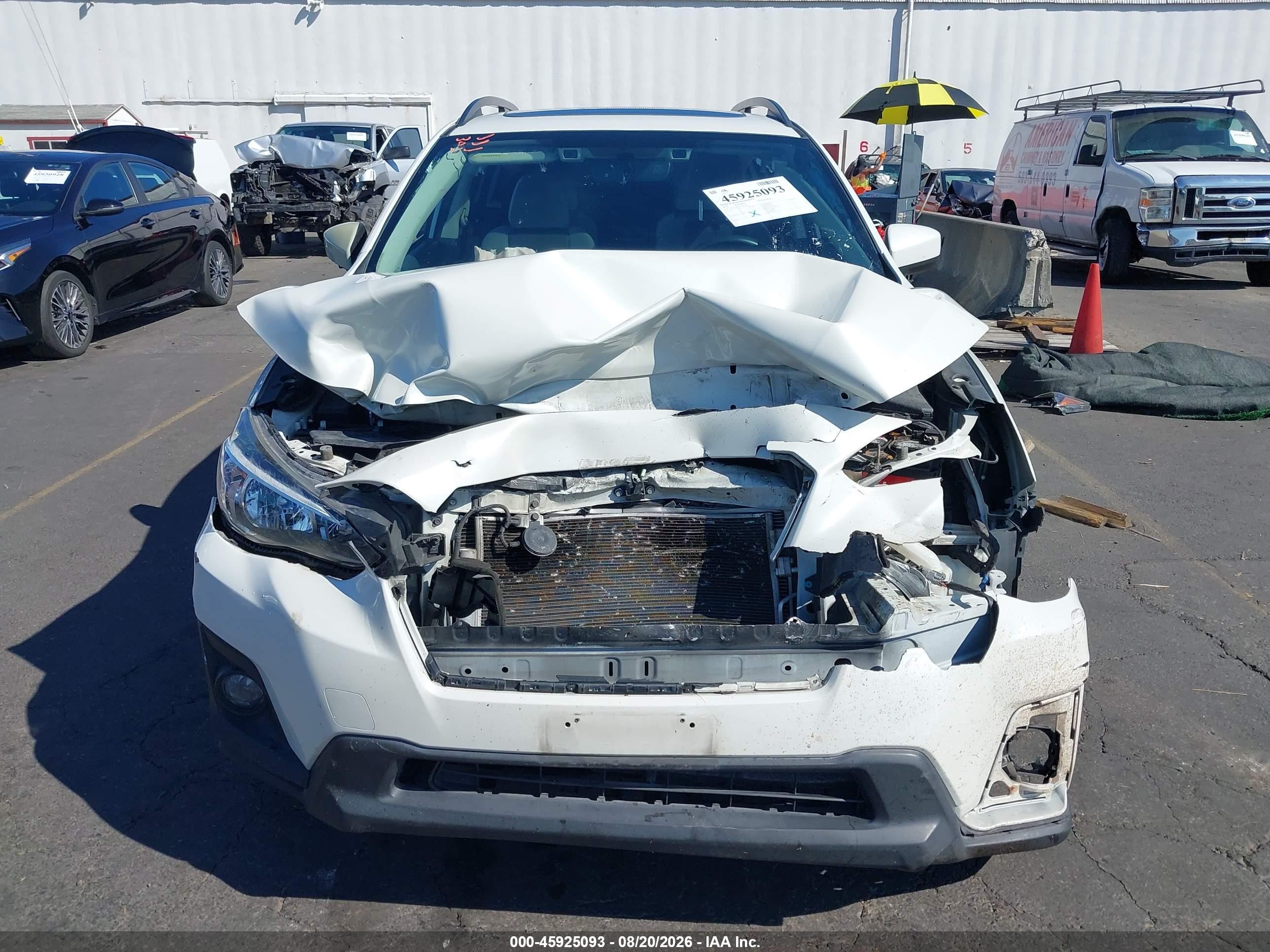 2019 Subaru Crosstrek 2.0i Premium Белый vin: JF2GTAEC2KH252109