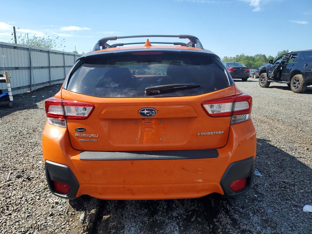 2019 Subaru Crosstrek Premium Orange vin: JF2GTAEC2KH398929