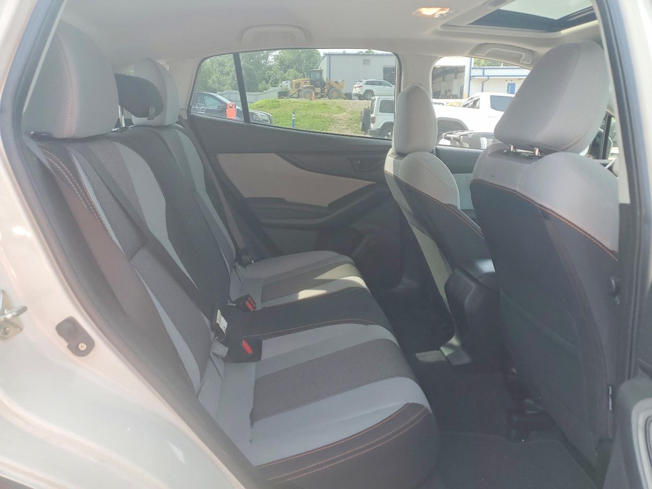 2021 Subaru Crosstrek Premium White vin: JF2GTAEC5M8298939