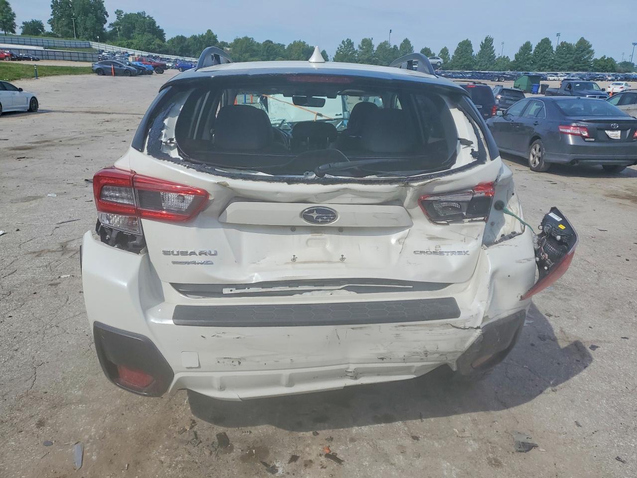 2021 Subaru Crosstrek Premium White vin: JF2GTAEC5M8298939