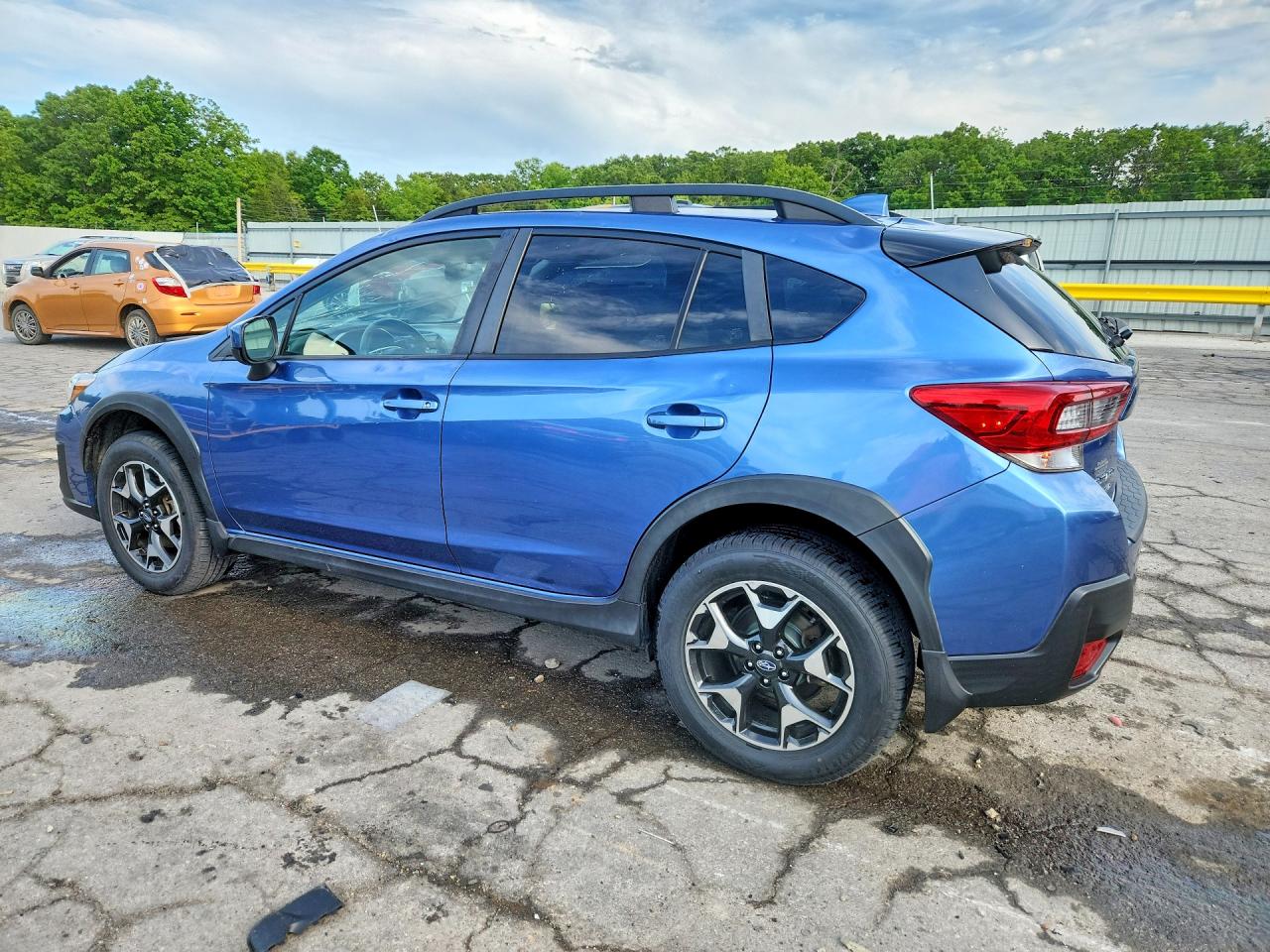 2020 Subaru Crosstrek Premium Blue vin: JF2GTAEC7LH258375
