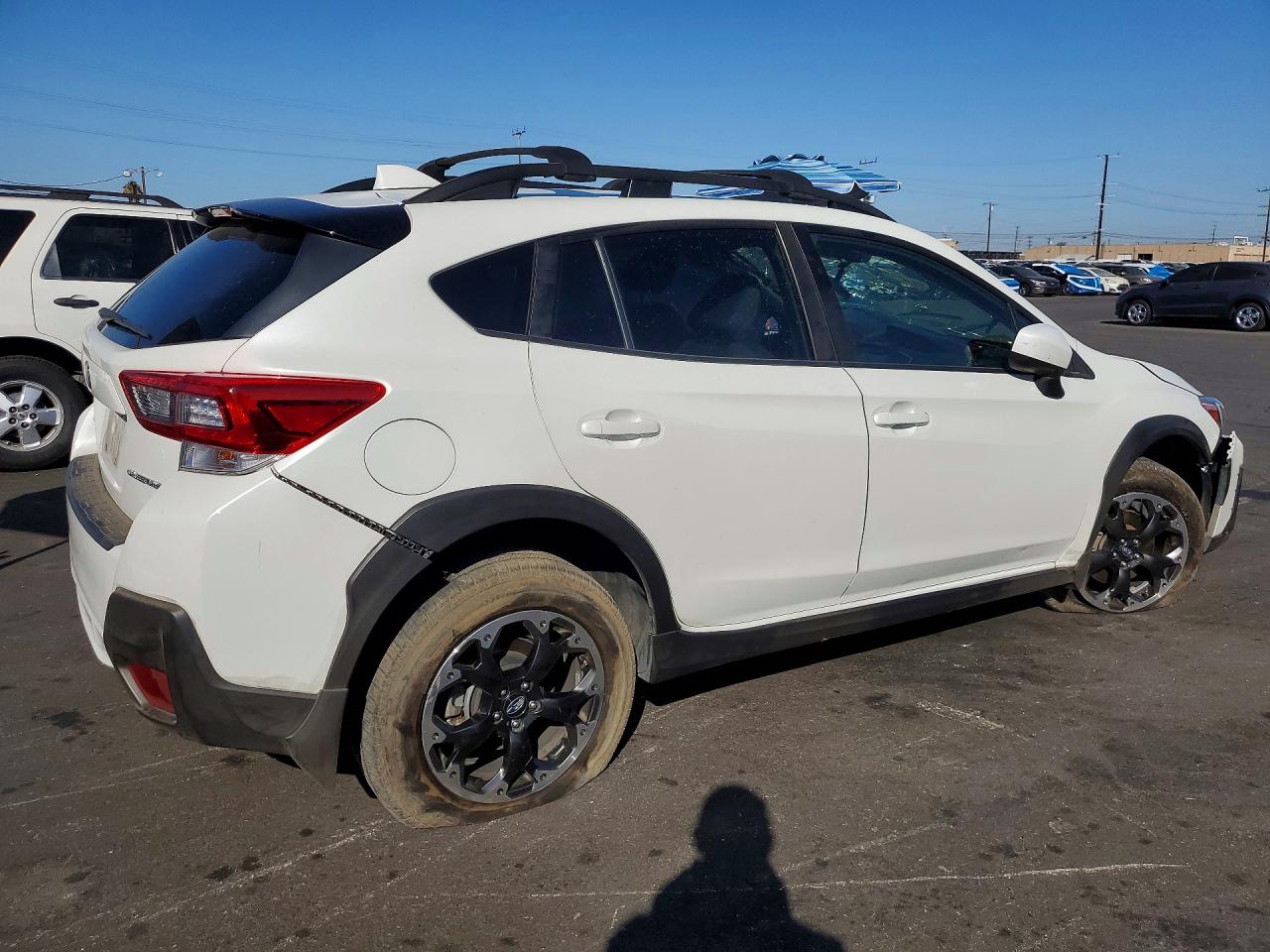 2021 Subaru Crosstrek Premium White vin: JF2GTAEC8MH330993