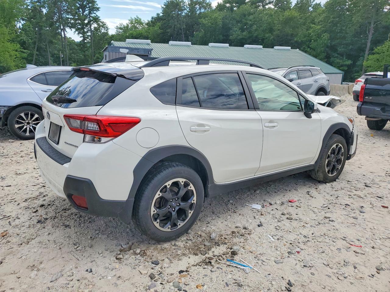 2023 Subaru Crosstrek Premium White vin: JF2GTAEC8P8331095
