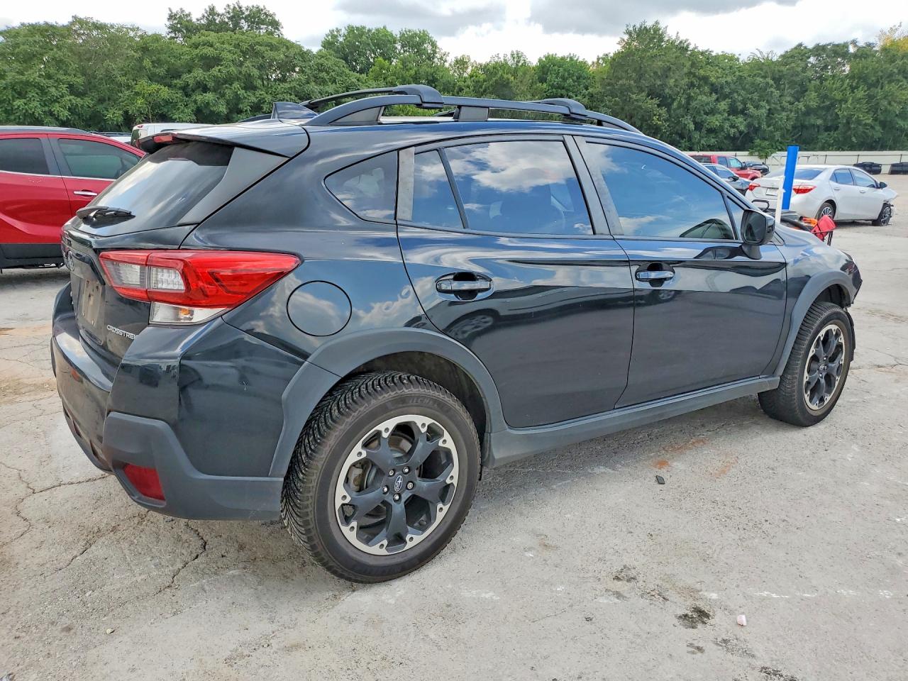 2022 Subaru Crosstrek Premium Black vin: JF2GTAECXNH228886