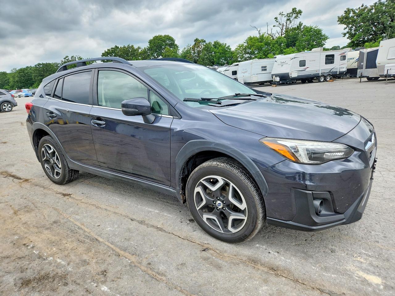 2018 Subaru Crosstrek Limited Gray vin: JF2GTAJC7JH255625