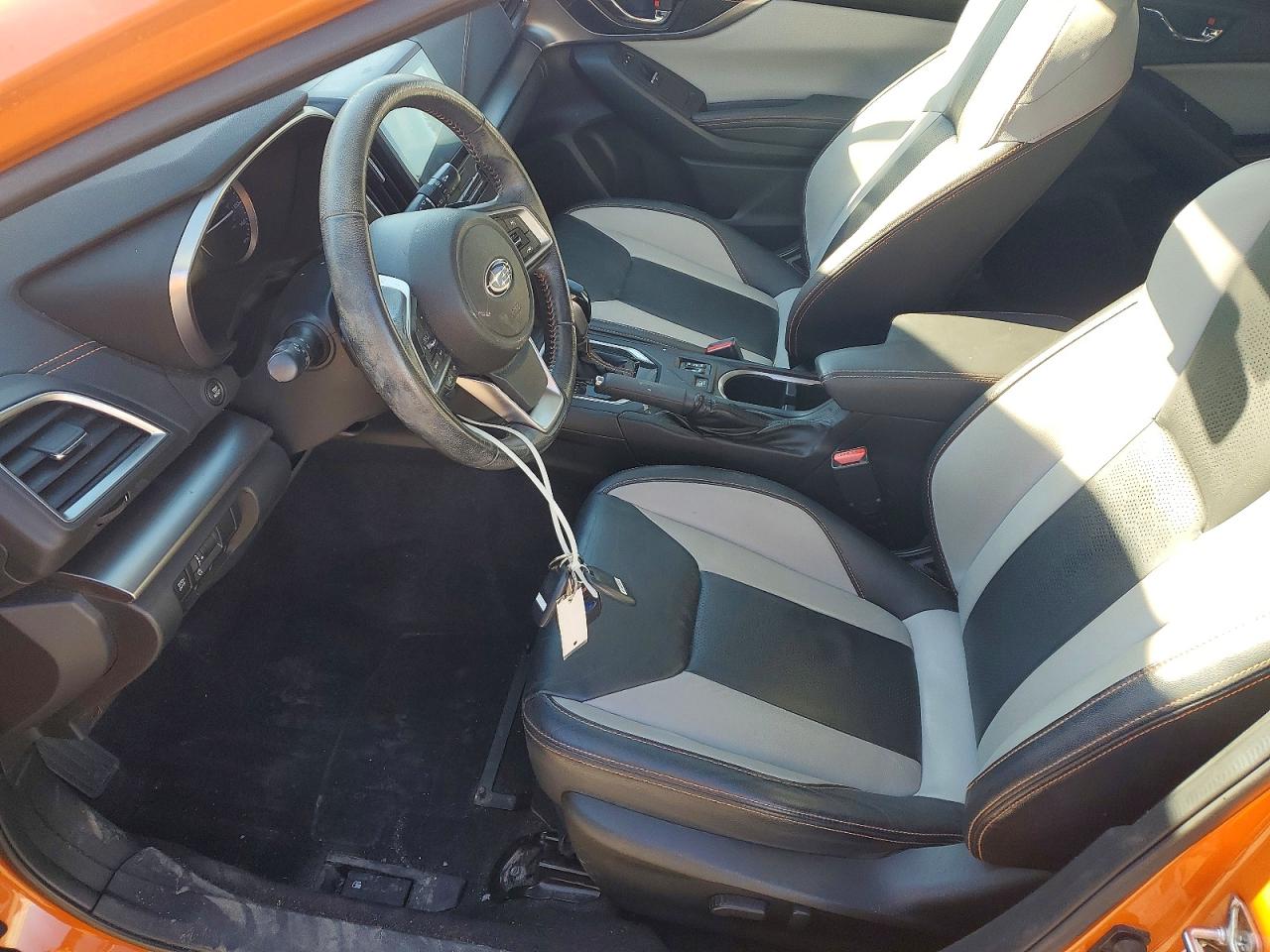 2018 Subaru Crosstrek Limited Orange vin: JF2GTALC5JH221051