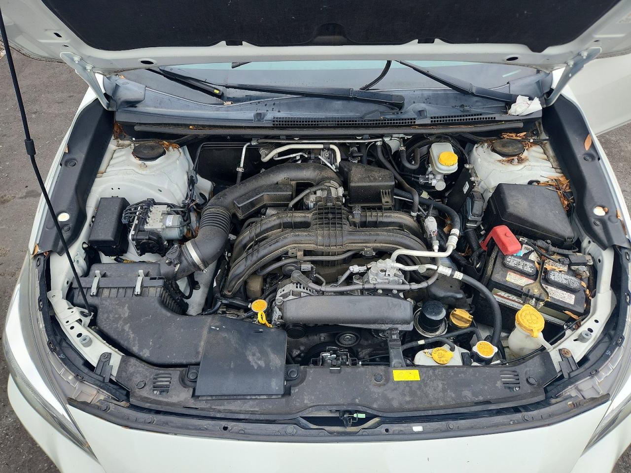 2018 Subaru Crosstrek Limited White vin: JF2GTALC7JH309695