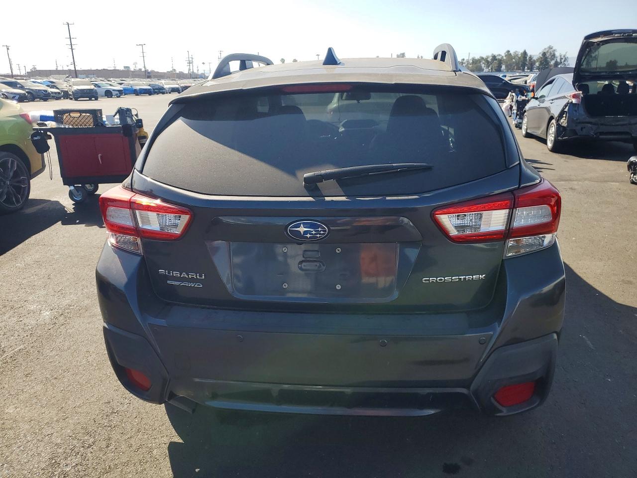 2018 Subaru Crosstrek Limited Charcoal vin: JF2GTAMC3JH205591