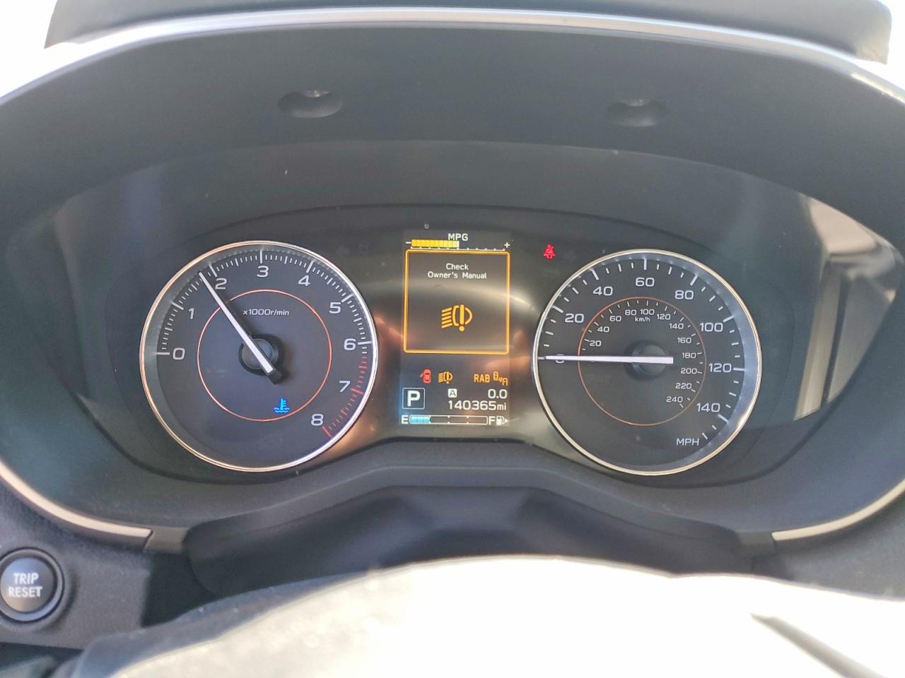 2018 Subaru Crosstrek Limited White vin: JF2GTAMC4JH225364