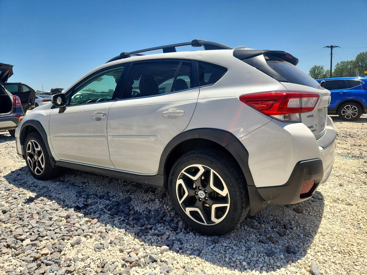 2018 Subaru Crosstrek Limited White vin: JF2GTAMC4JH311094