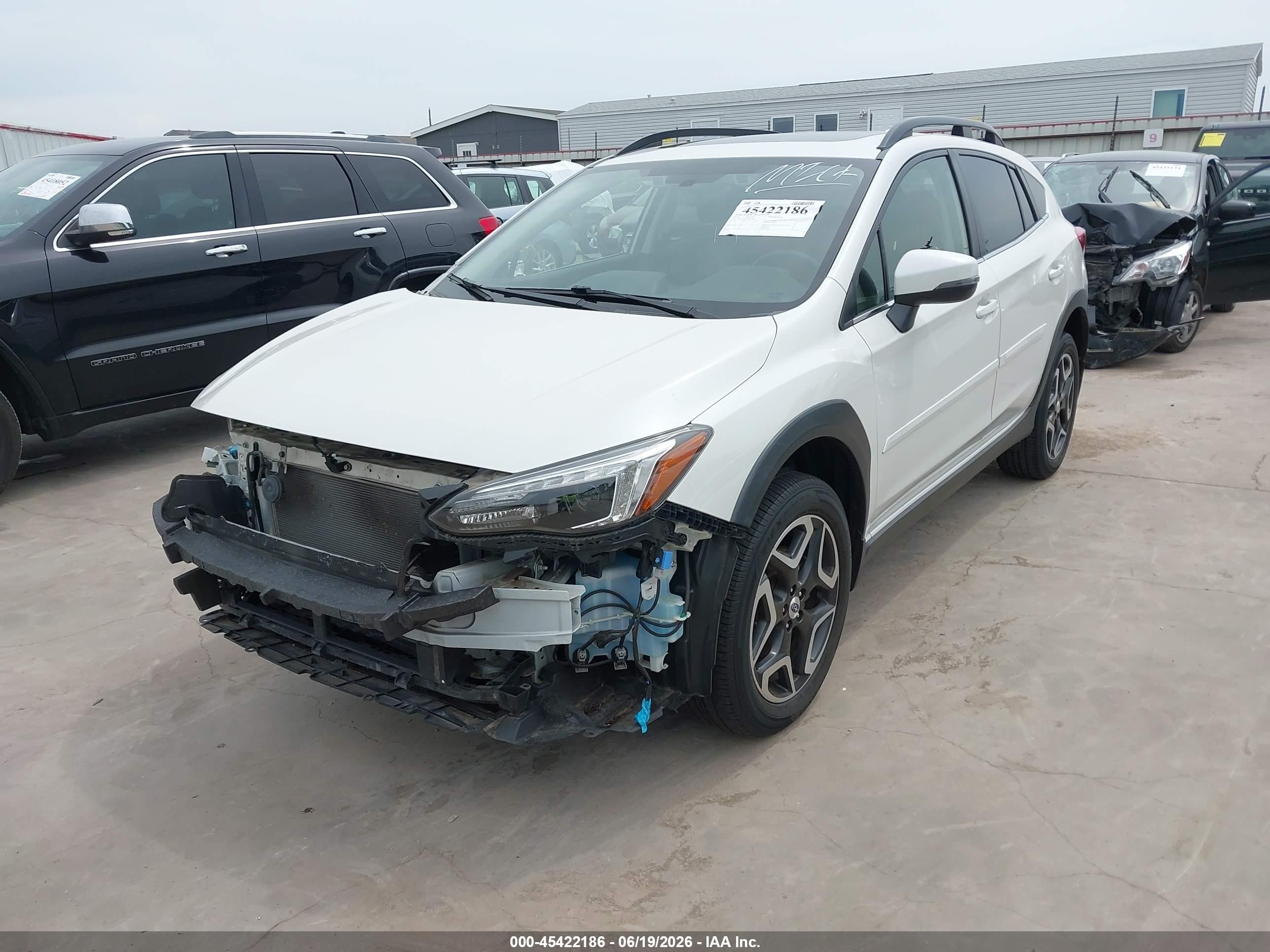 2018 Subaru Crosstrek 2.0i Limited White vin: JF2GTAMC4JH342488