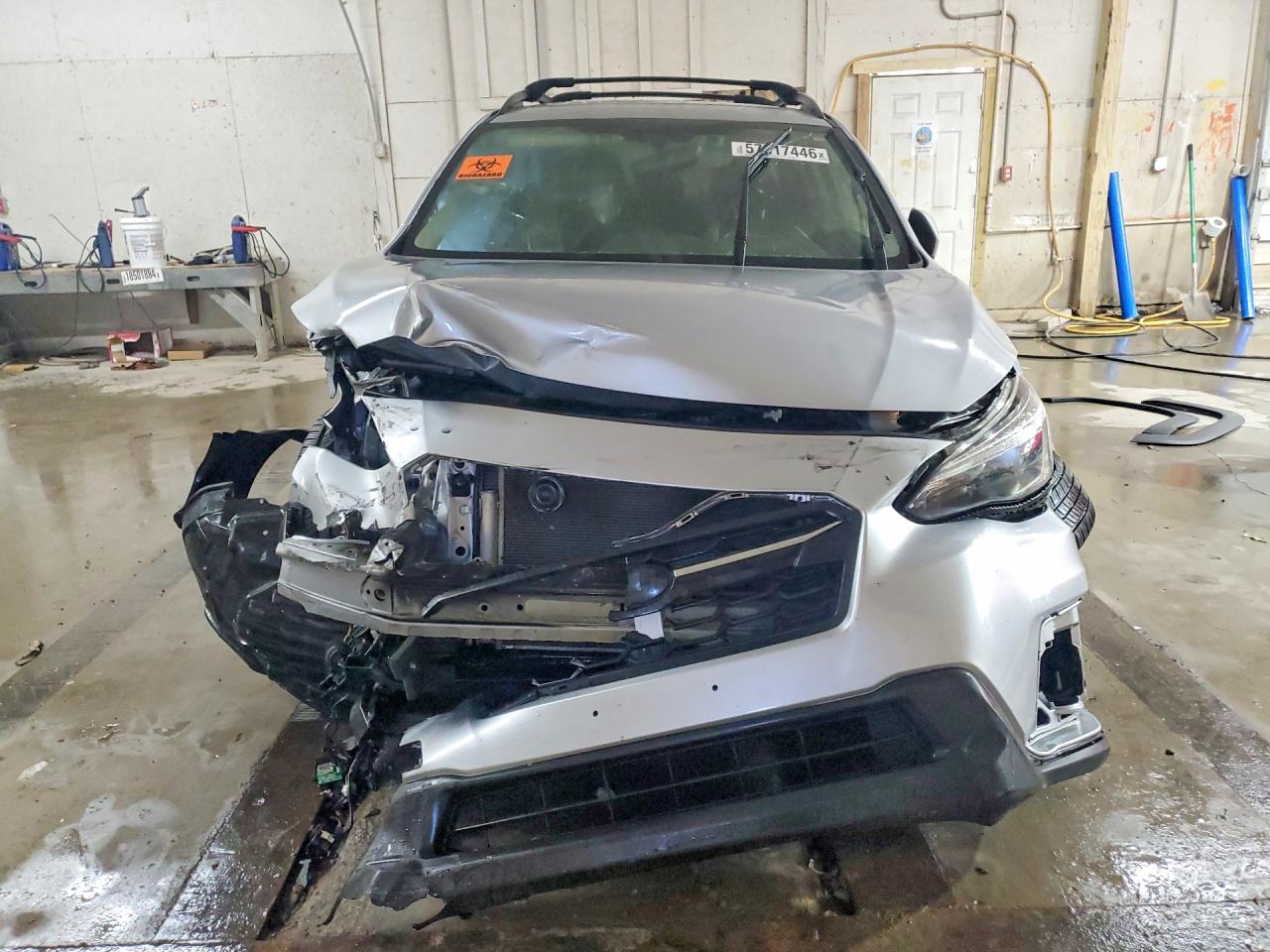 2019 Subaru Crosstrek Limited Silver vin: JF2GTAMC4K8258494