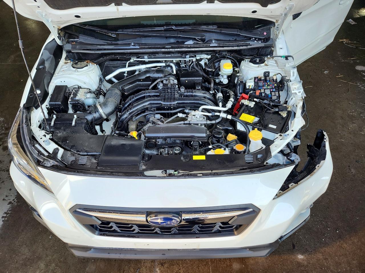 2020 Subaru Crosstrek Limited White vin: JF2GTAMC4L8235380