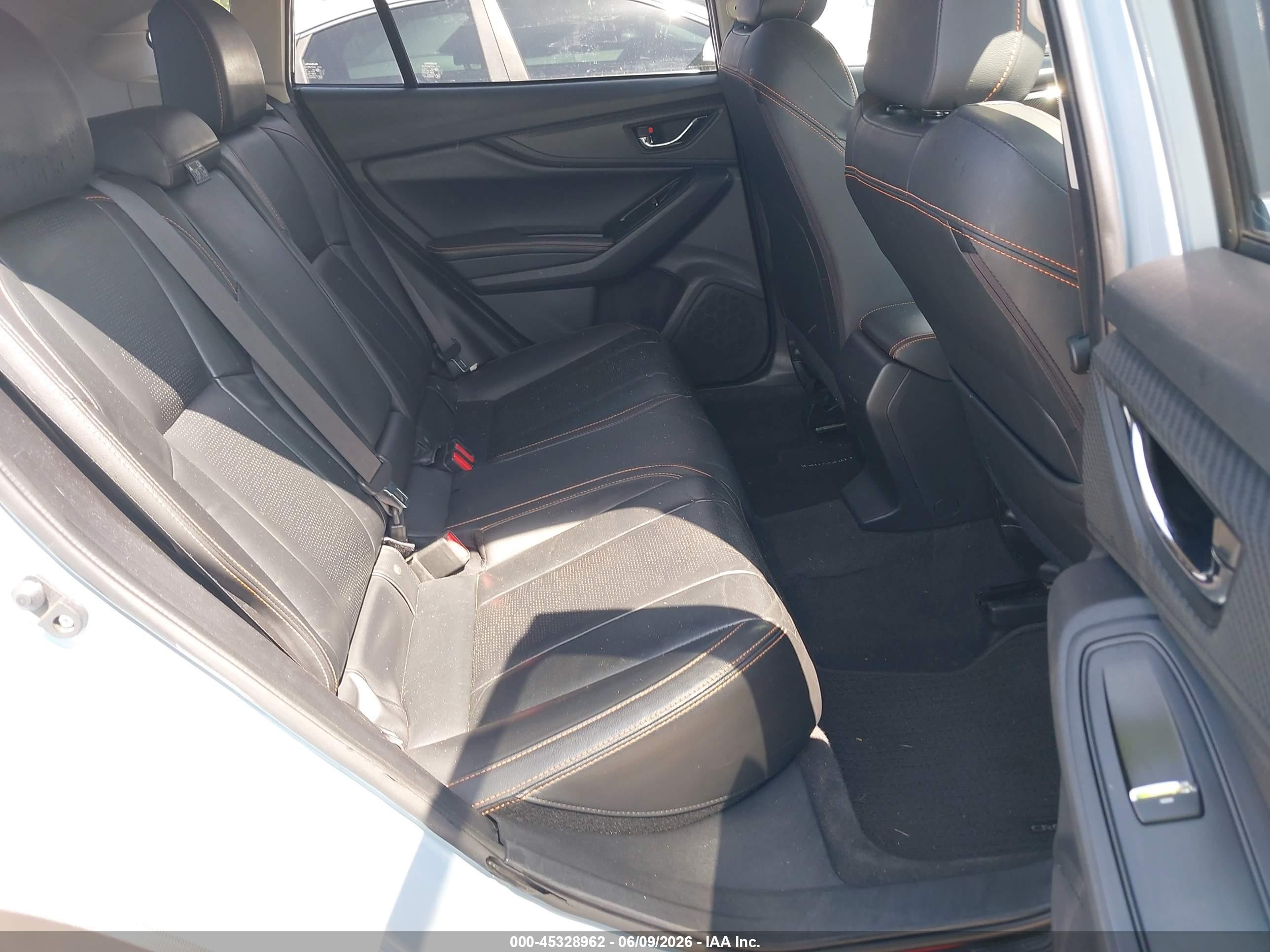 2019 Subaru Crosstrek 2.0i Limited Light Blue vin: JF2GTAMC9K8238709