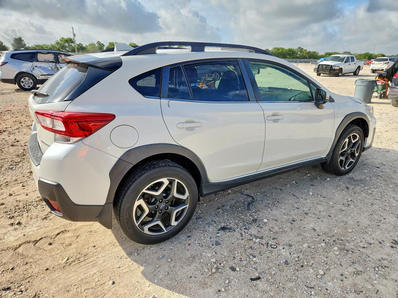 2019 Subaru Crosstrek Limited White vin: JF2GTANC3K8251230
