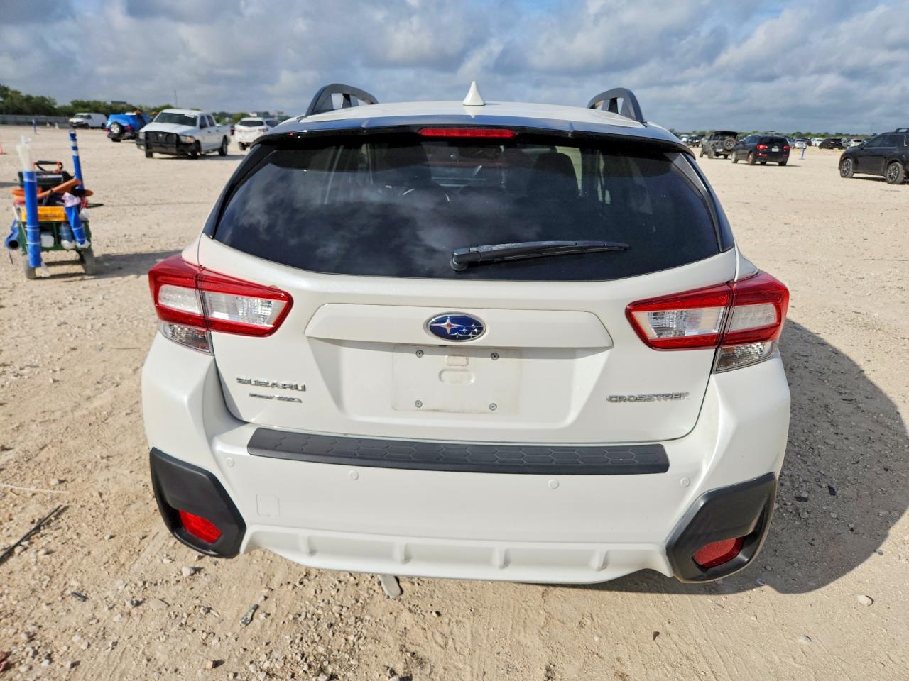 2019 Subaru Crosstrek Limited White vin: JF2GTANC3K8251230