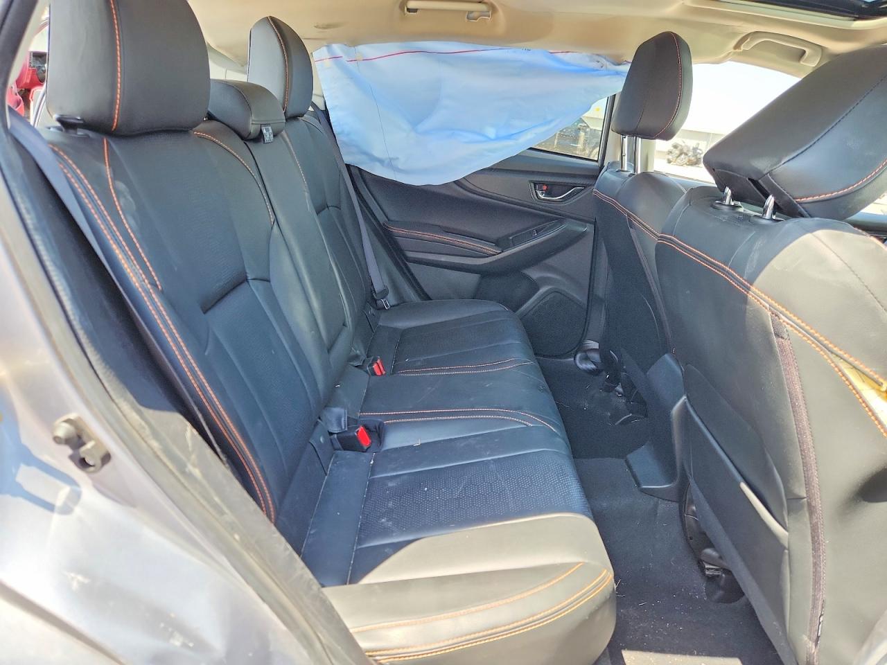 2019 Subaru Crosstrek Limited Silver vin: JF2GTANCXK8363863