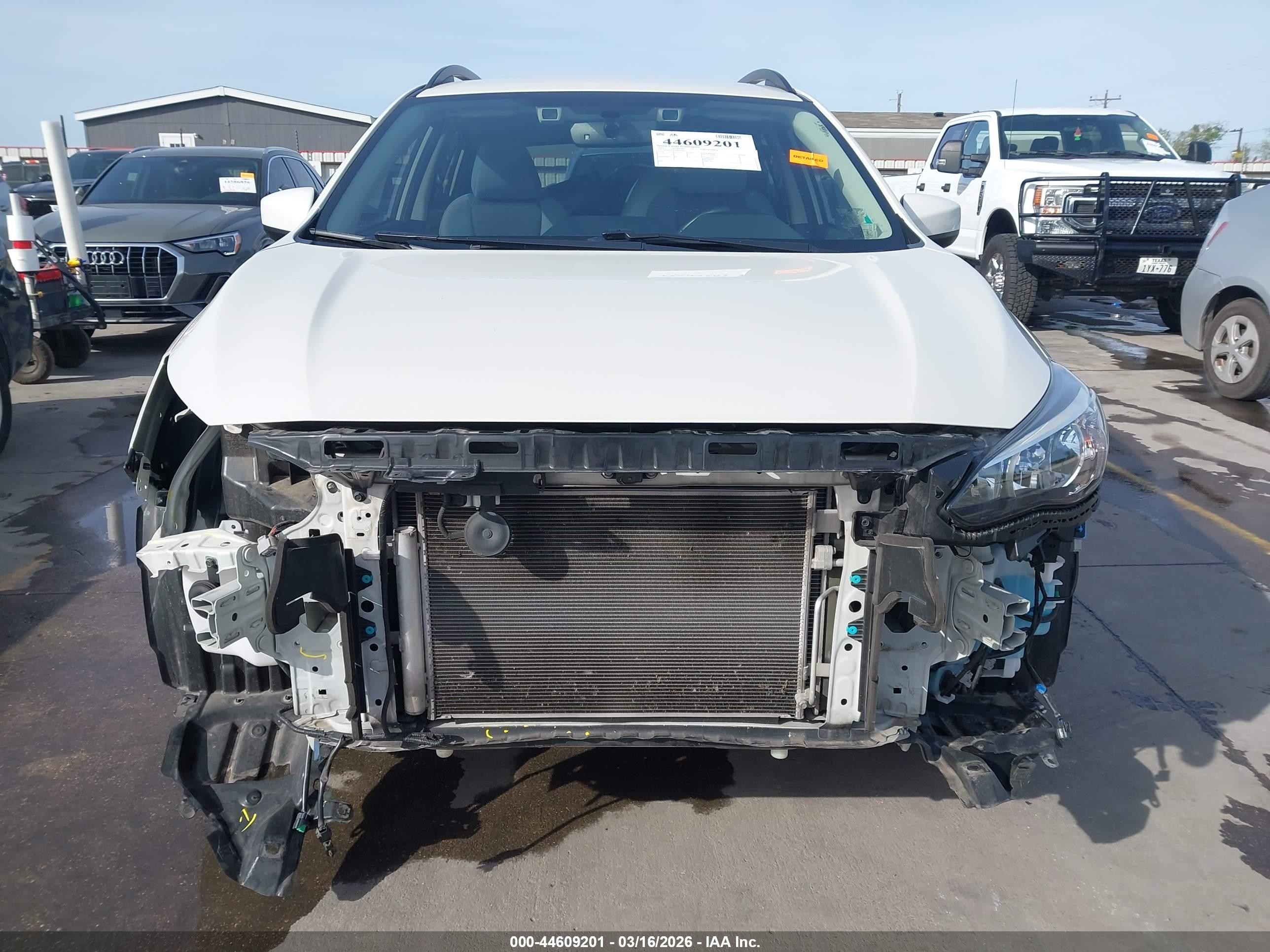 2023 Subaru Crosstrek Premium White vin: JF2GTAPC2P8223052