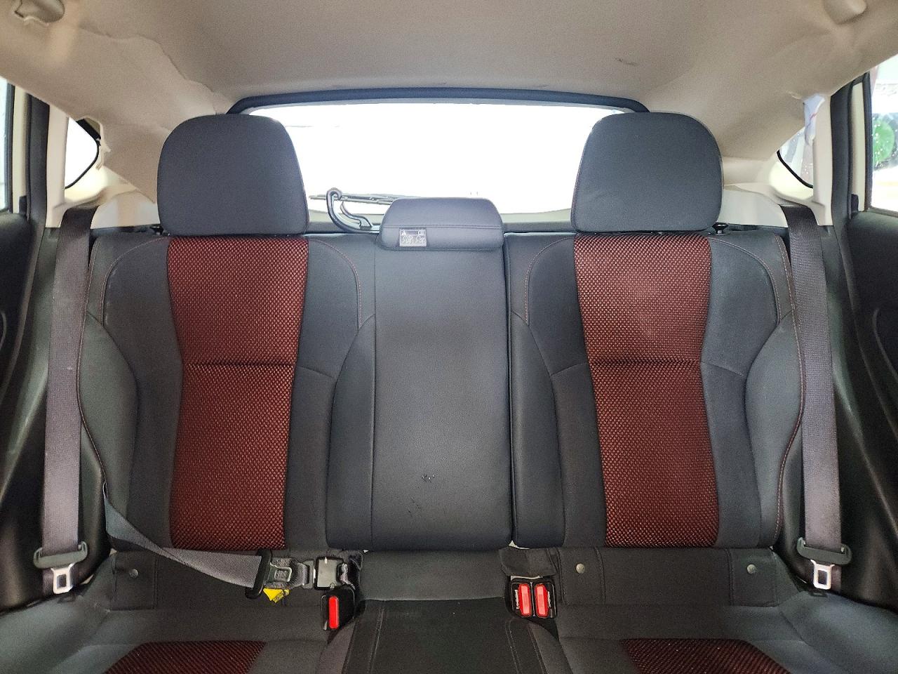 2023 Subaru Crosstrek Premium Beige vin: JF2GTAPC2P8250672