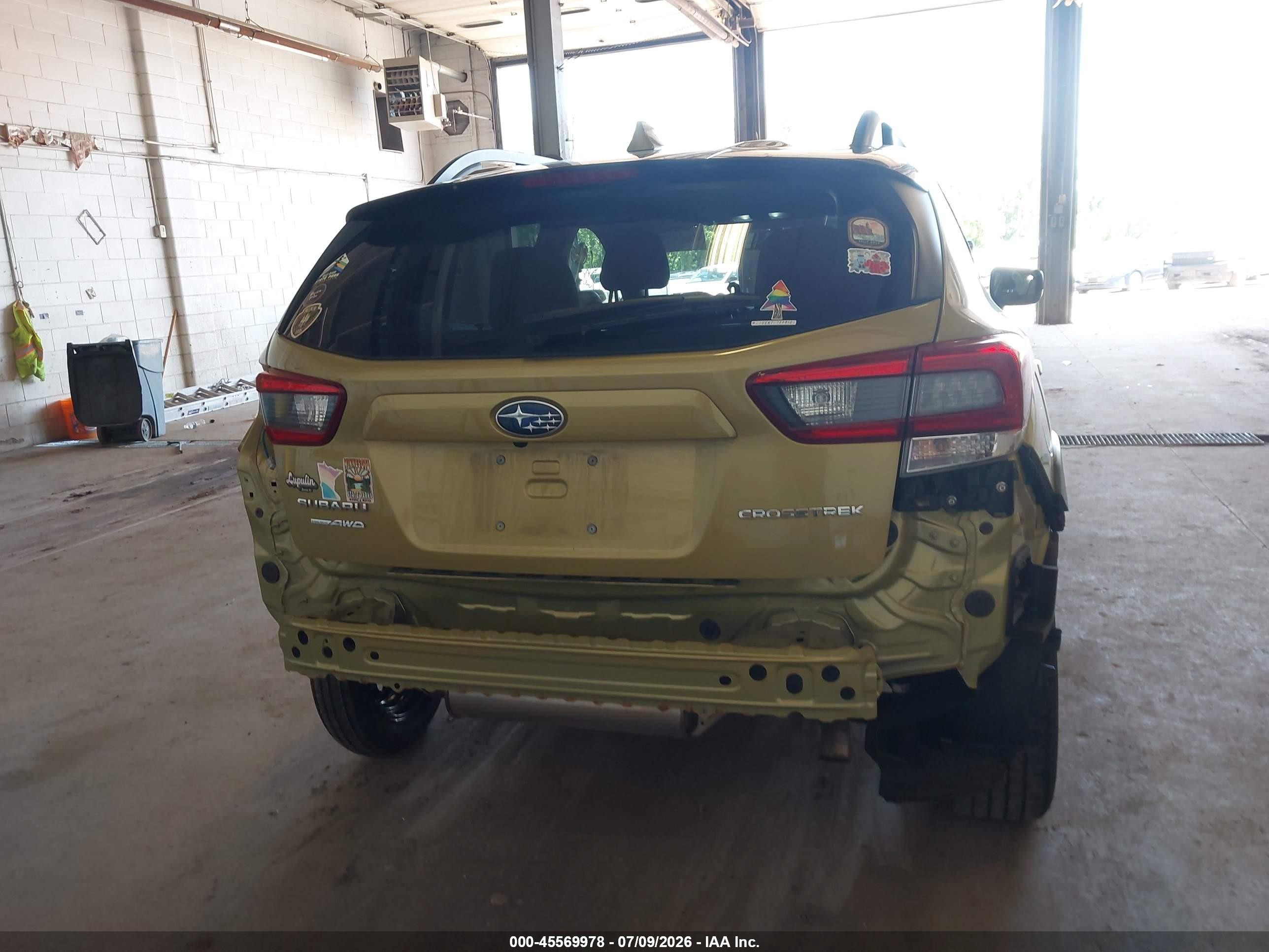 2023 Subaru Crosstrek Premium Gold vin: JF2GTAPC2PH211807