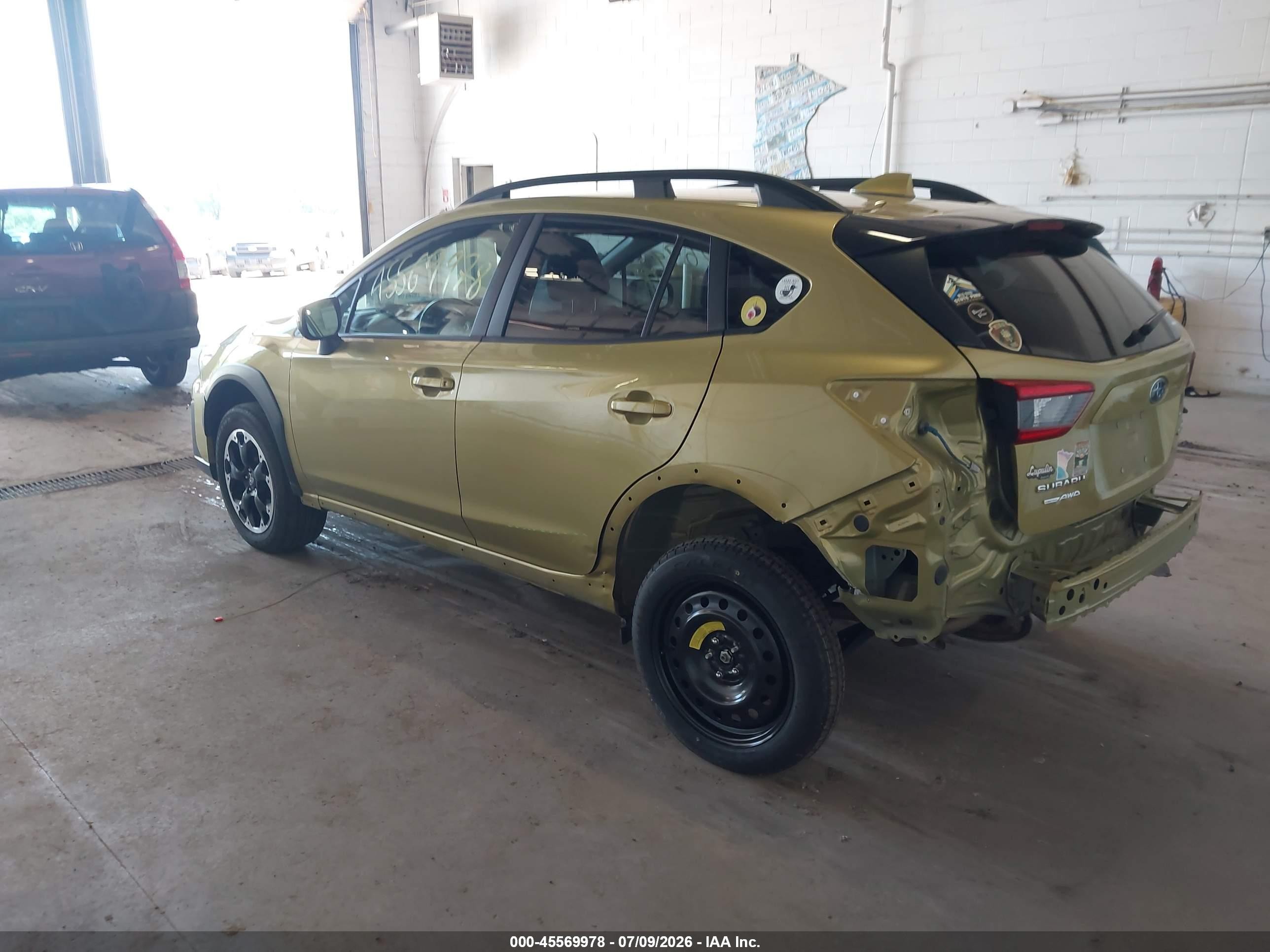 2023 Subaru Crosstrek Premium Gold vin: JF2GTAPC2PH211807