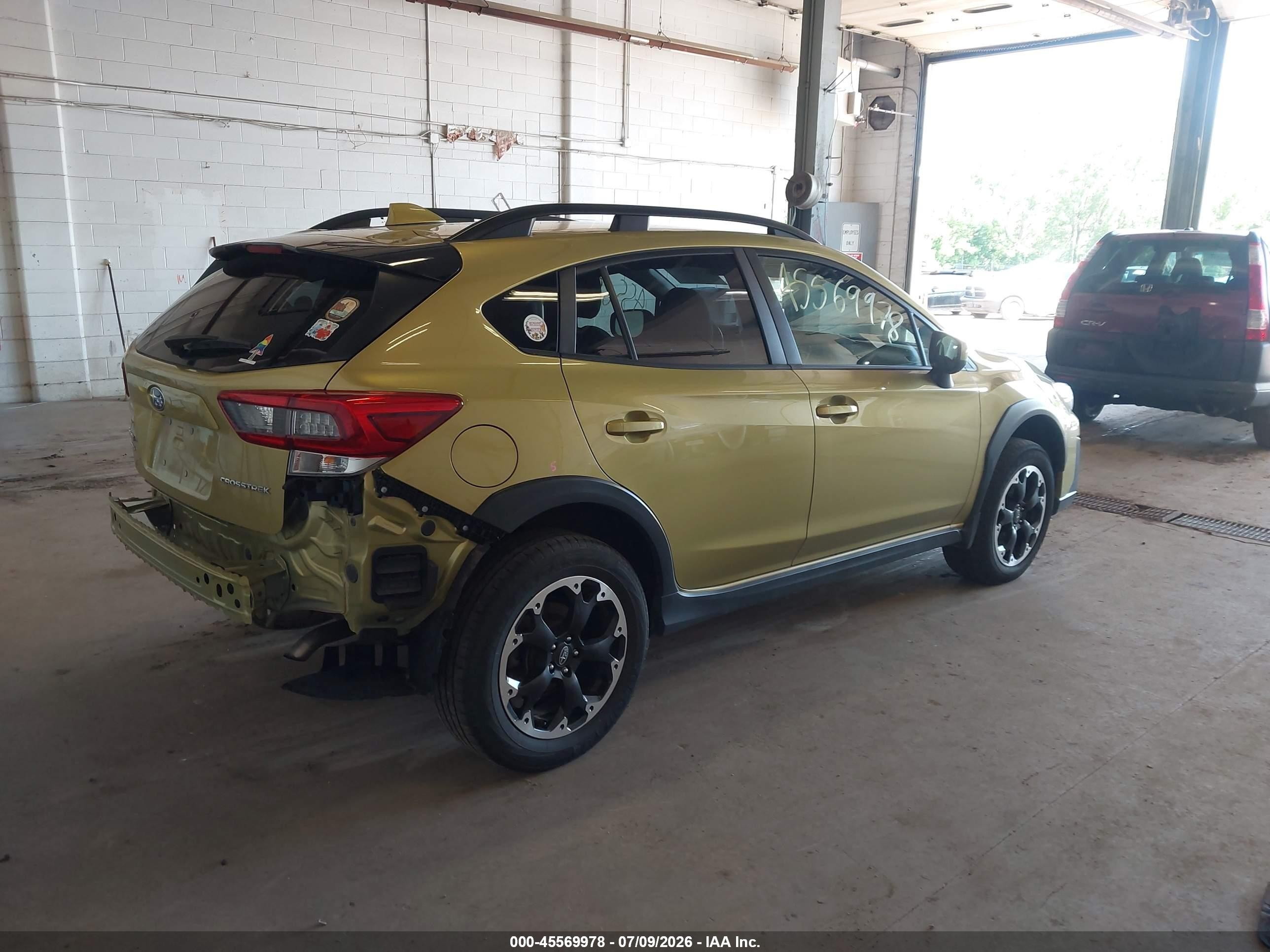 2023 Subaru Crosstrek Premium Gold vin: JF2GTAPC2PH211807