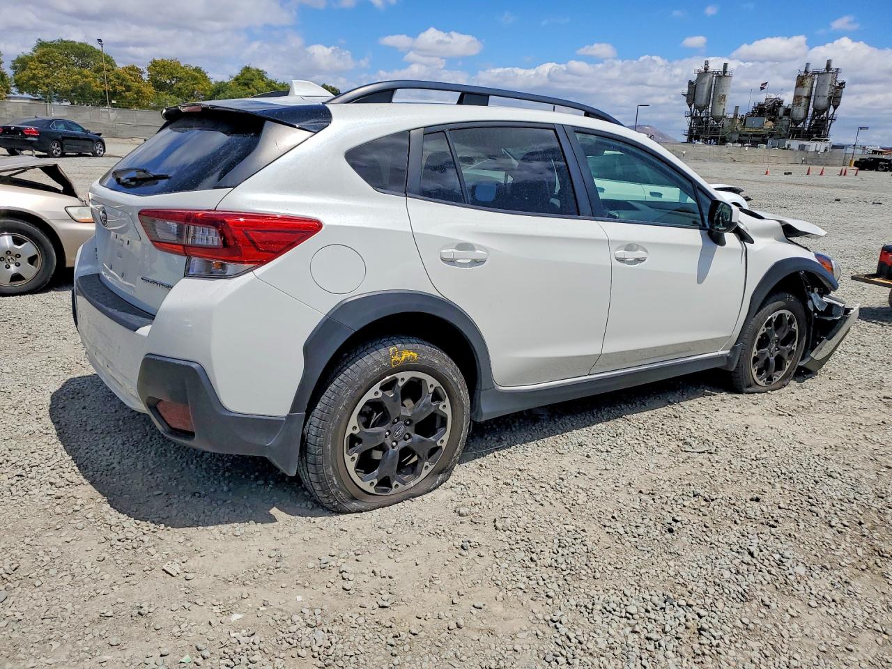 2021 Subaru Crosstrek Premium White vin: JF2GTAPC6MH347272