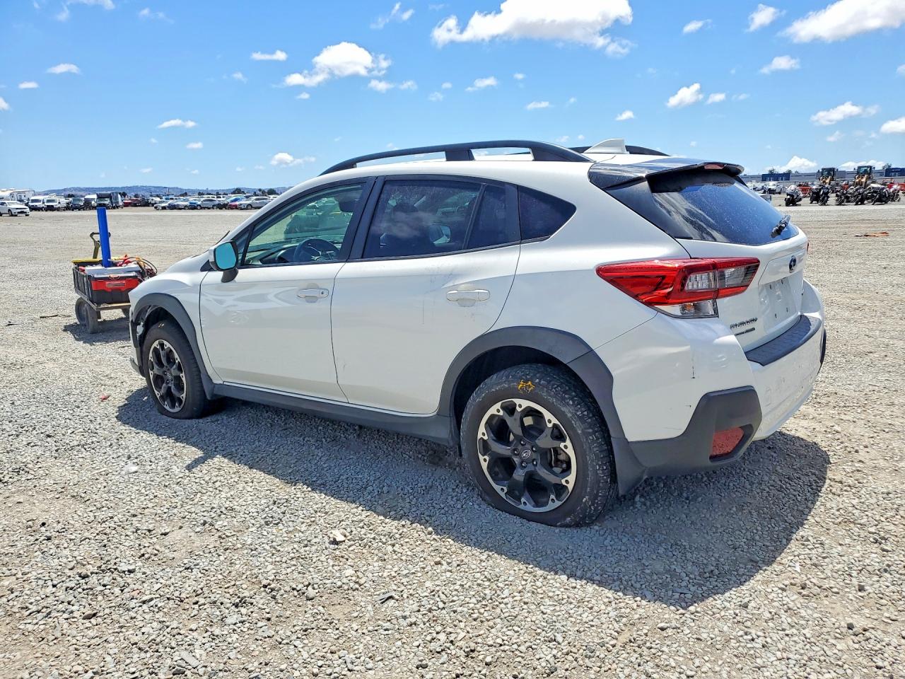 2021 Subaru Crosstrek Premium White vin: JF2GTAPC6MH347272