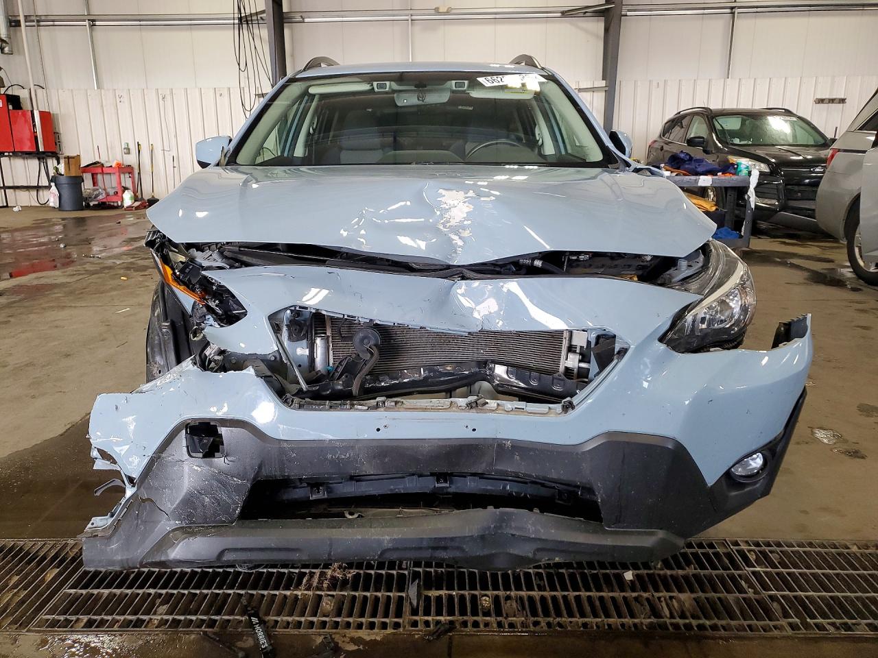 2022 Subaru Crosstrek Premium Blue vin: JF2GTAPC6N8226727