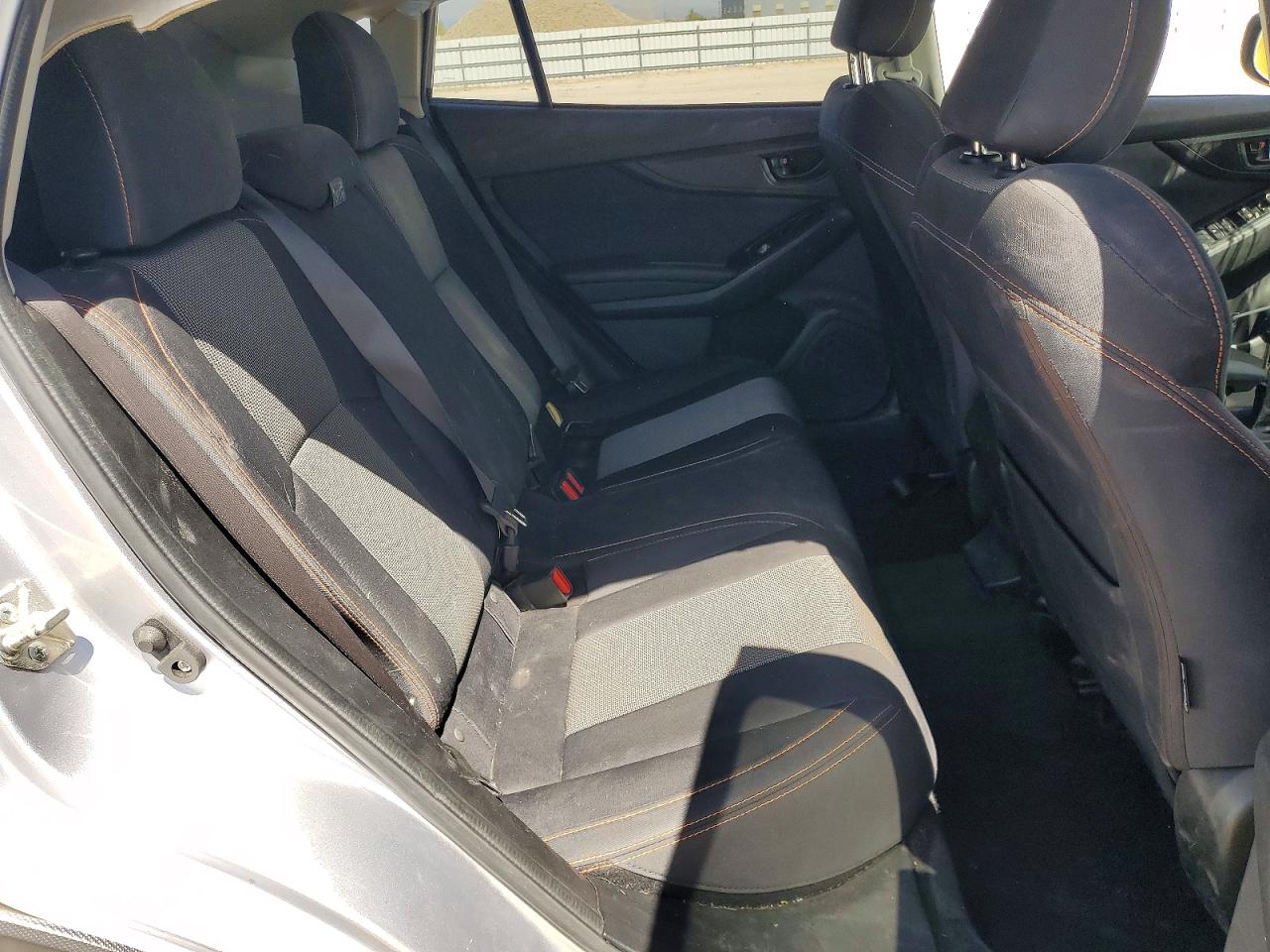 2020 Subaru Crosstrek Premium Silver vin: JF2GTAPC7L8258793