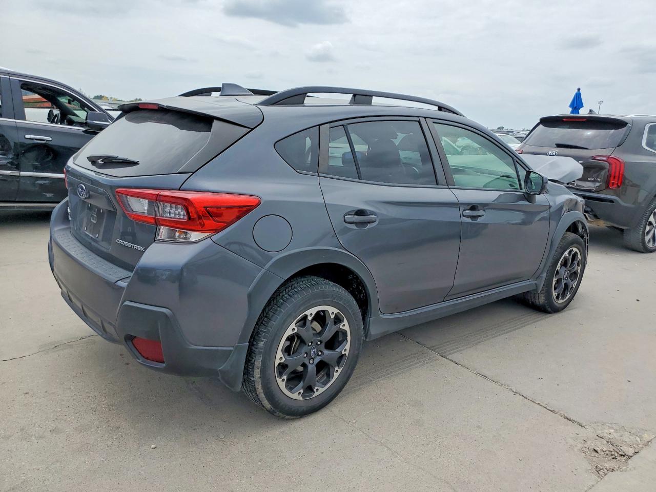 2021 Subaru Crosstrek Premium Gray vin: JF2GTAPC7M8209417