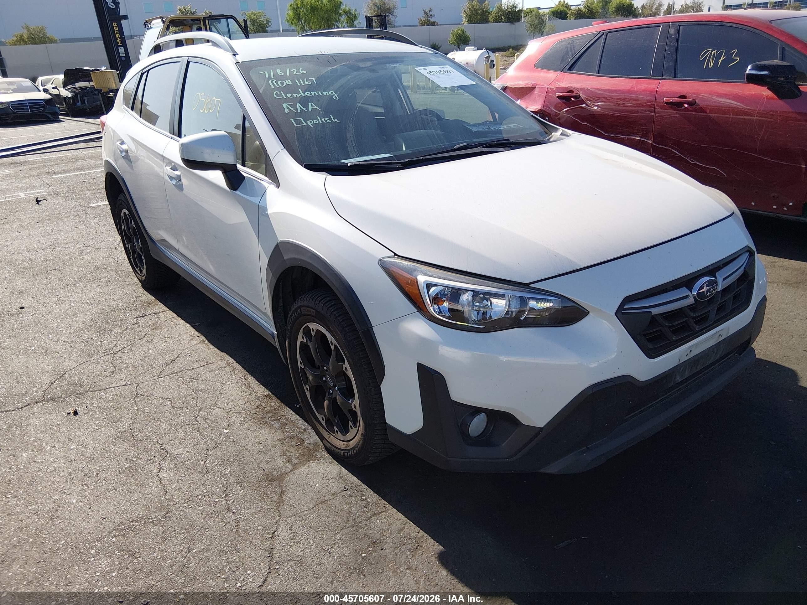 2021 Subaru Crosstrek Premium White vin: JF2GTAPC7M8299541