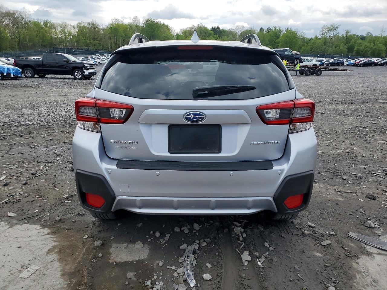 2023 Subaru Crosstrek Limited Silver vin: JF2GTHMC2P8326470