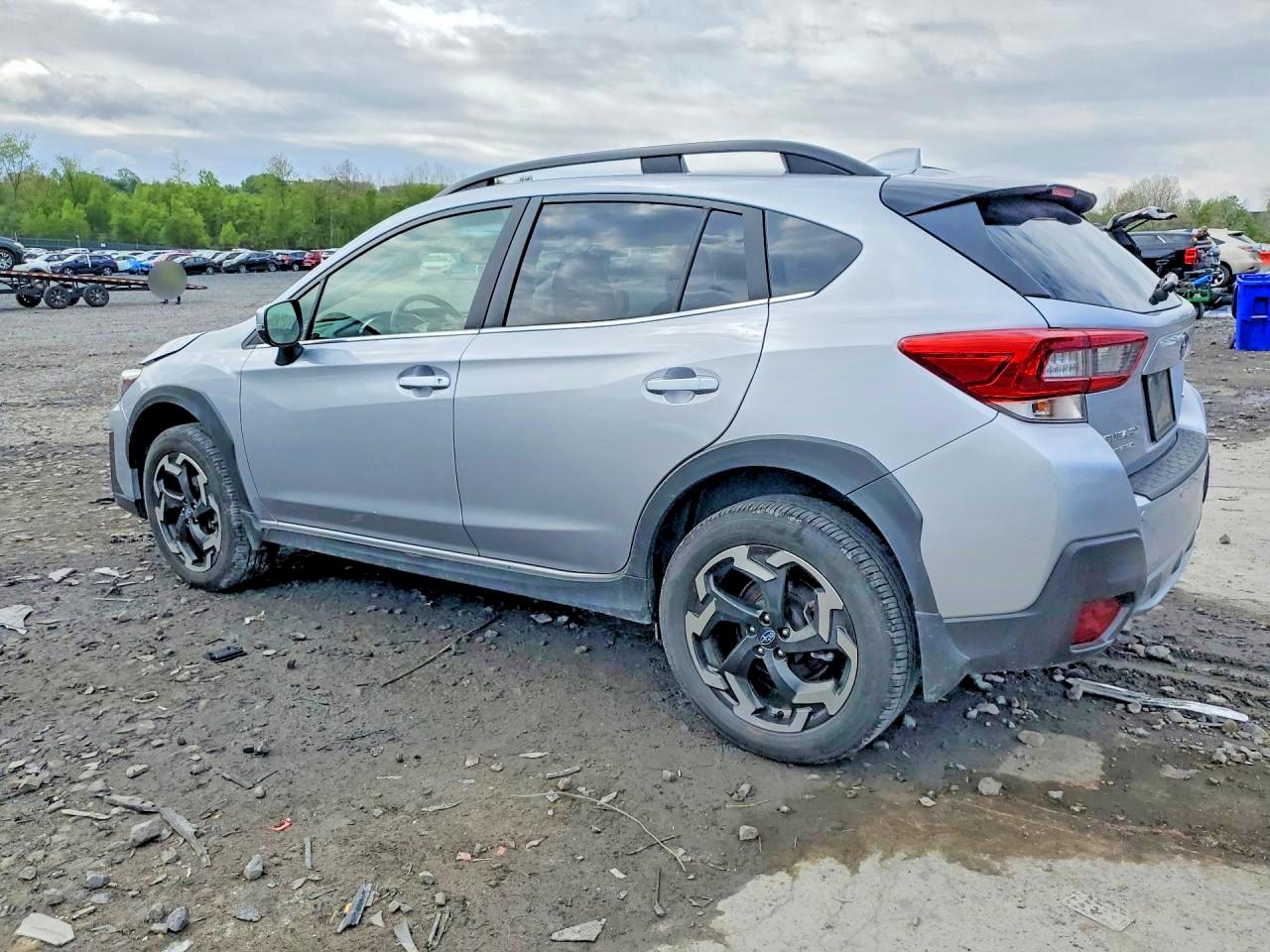 2023 Subaru Crosstrek Limited Silver vin: JF2GTHMC2P8326470