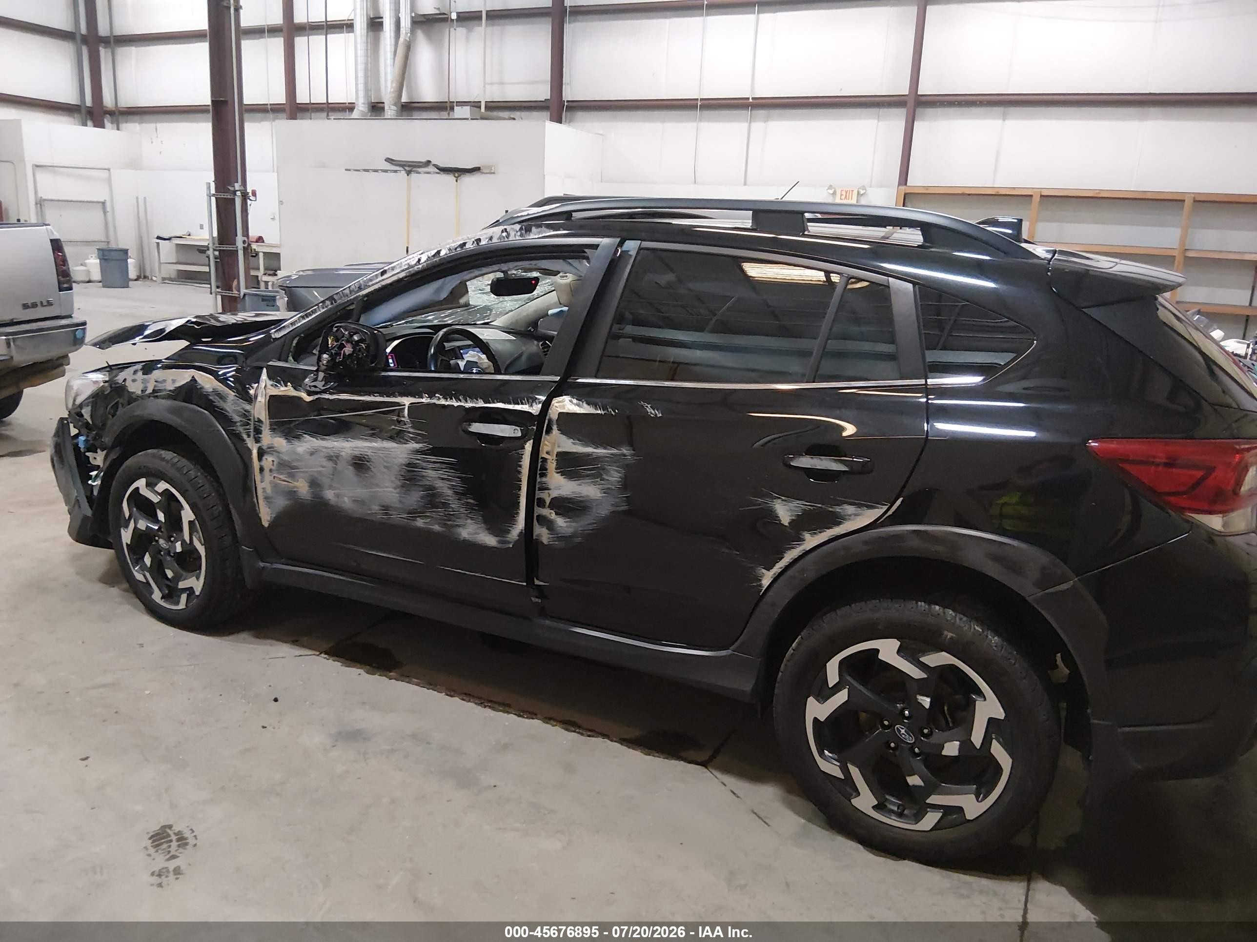 2023 Subaru Crosstrek Limited Black vin: JF2GTHMC2PH229348