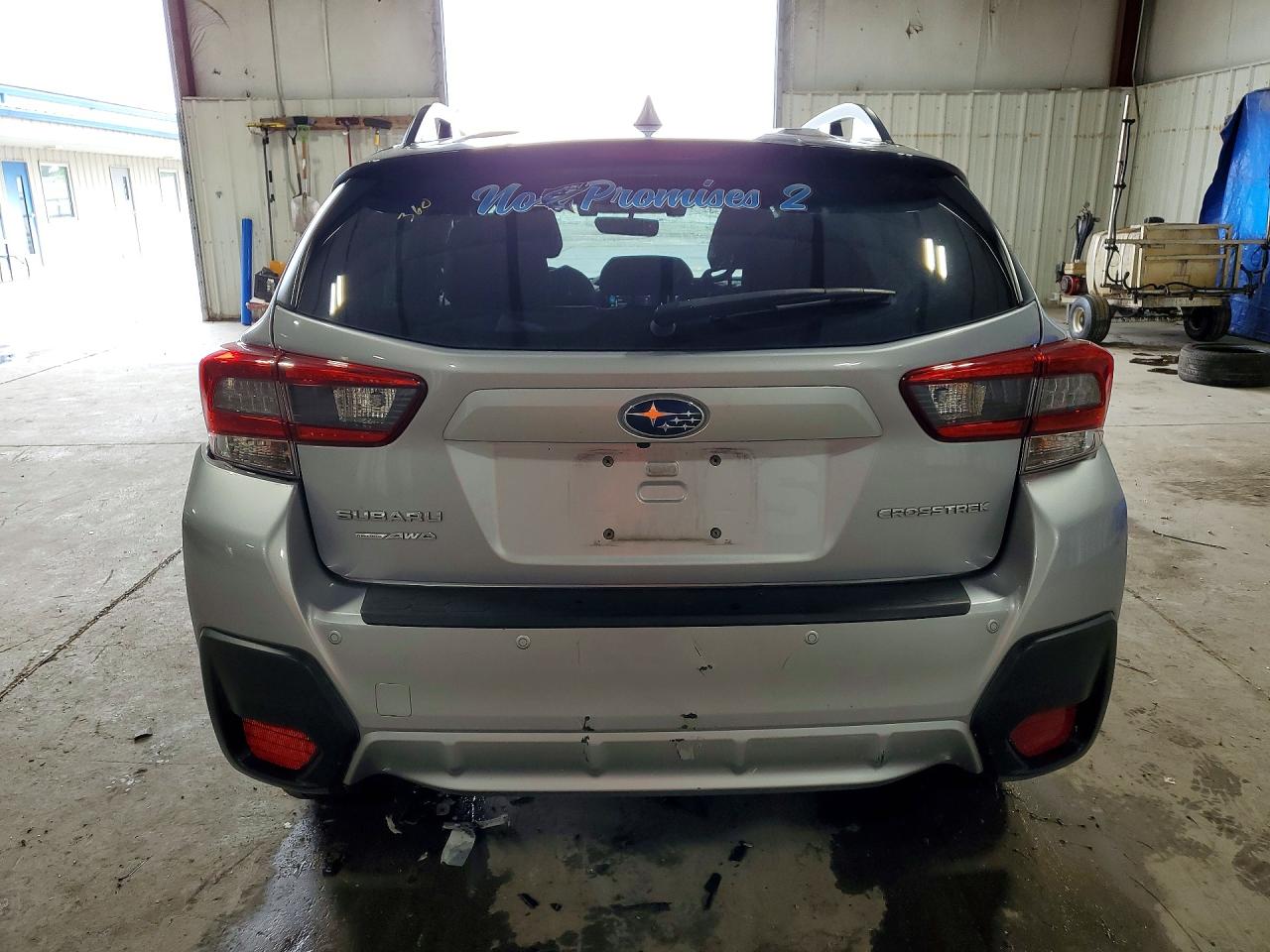 2021 Subaru Crosstrek Limited Silver vin: JF2GTHMC8M8395384