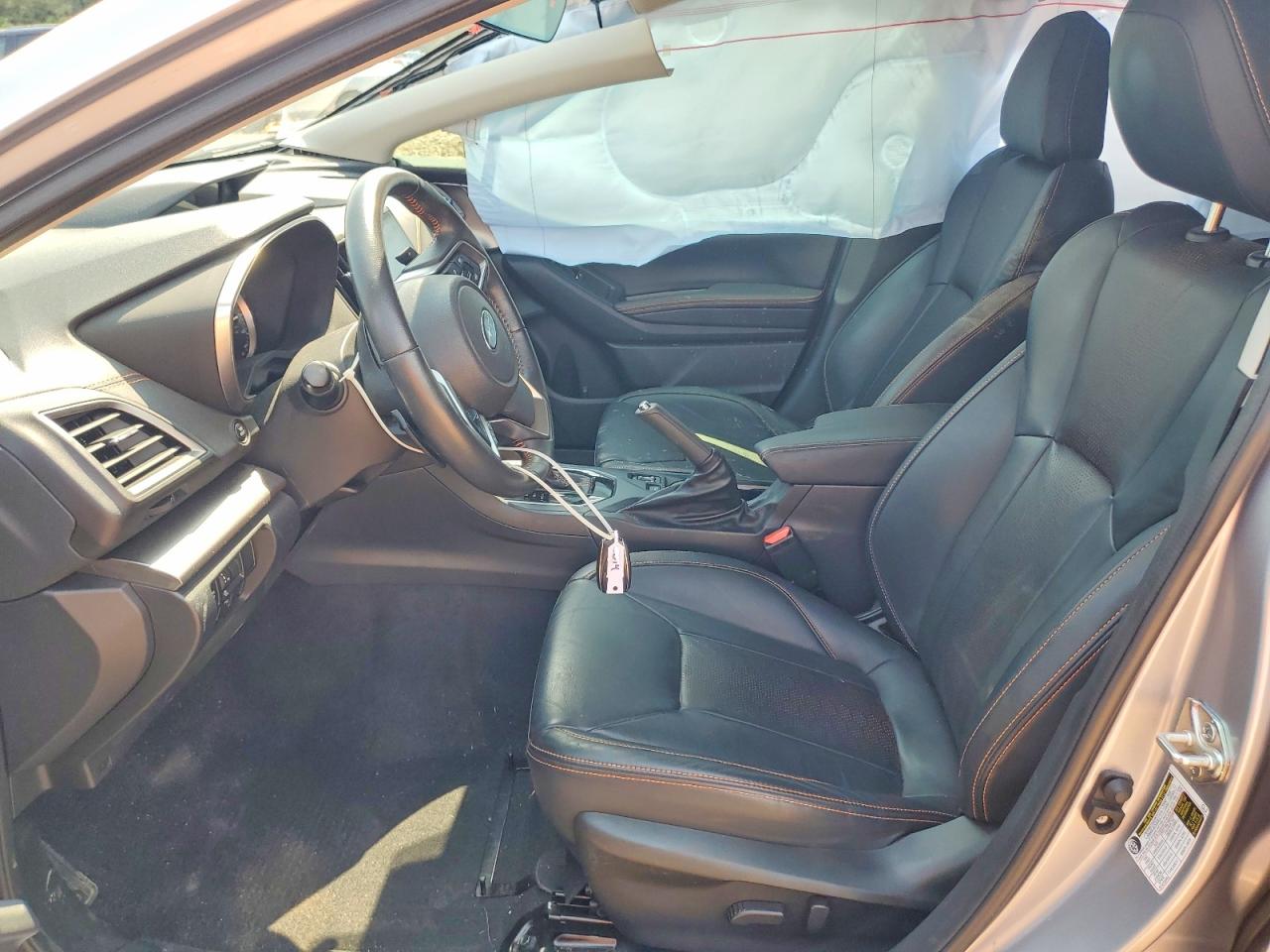 2021 Subaru Crosstrek Limited Серебряный vin: JF2GTHMCXM8685478