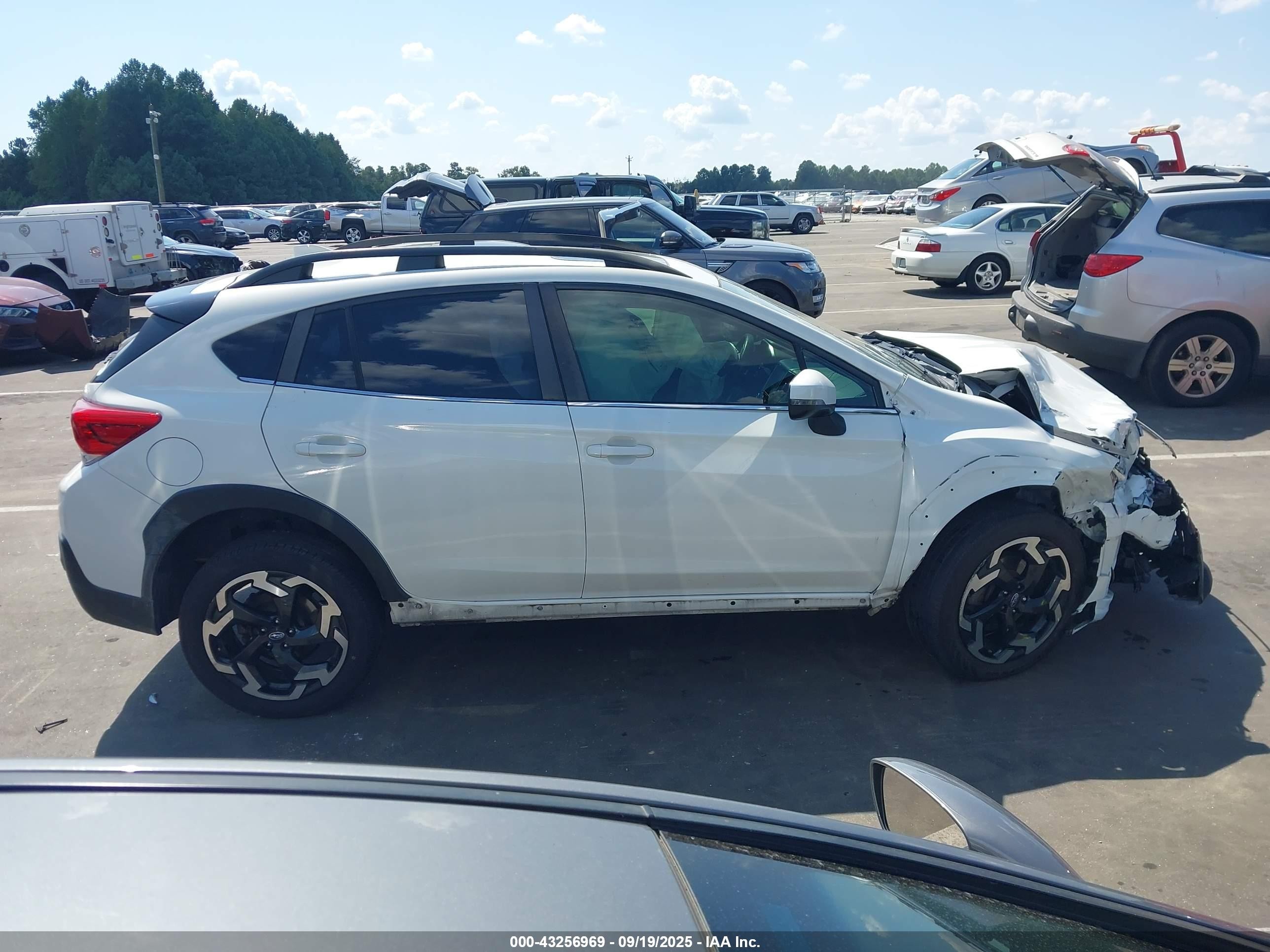 2021 Subaru Crosstrek Limited Белый vin: JF2GTHNC7MH380020