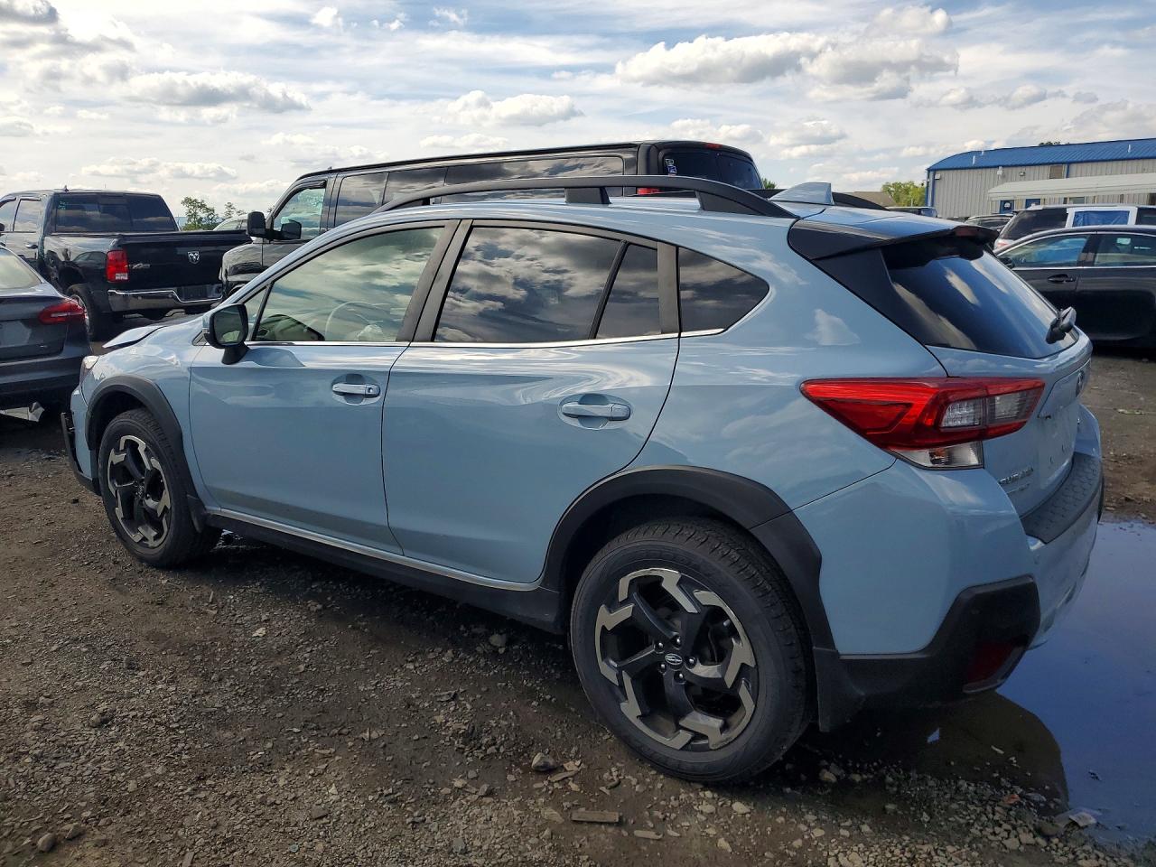 2022 Subaru Crosstrek Limited Blue vin: JF2GTHNC8N8218639