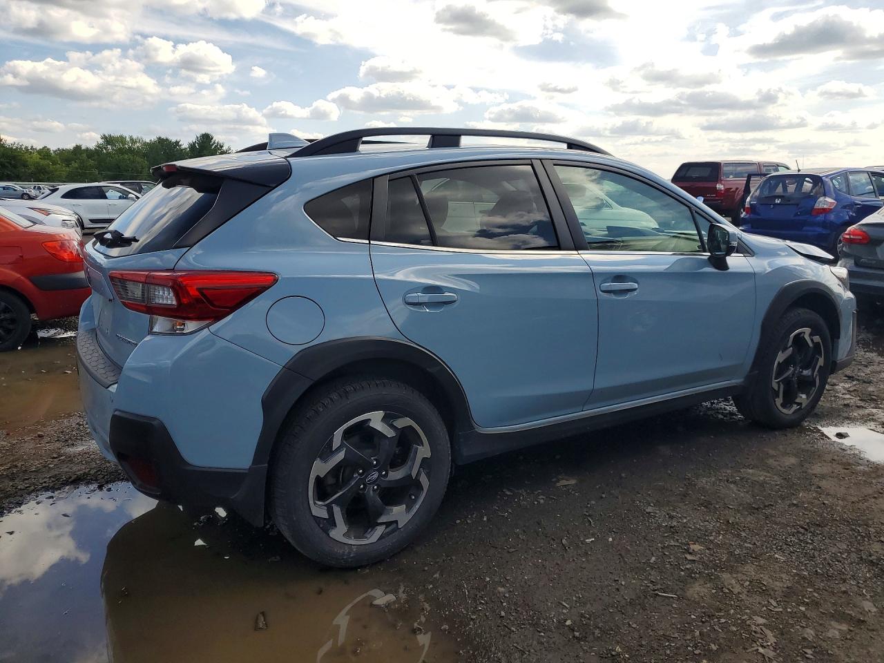 2022 Subaru Crosstrek Limited Blue vin: JF2GTHNC8N8218639