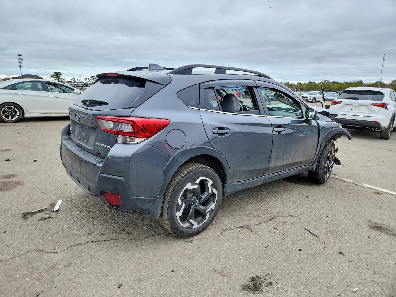 2021 Subaru Crosstrek Limited Charcoal vin: JF2GTHNC9MH291677