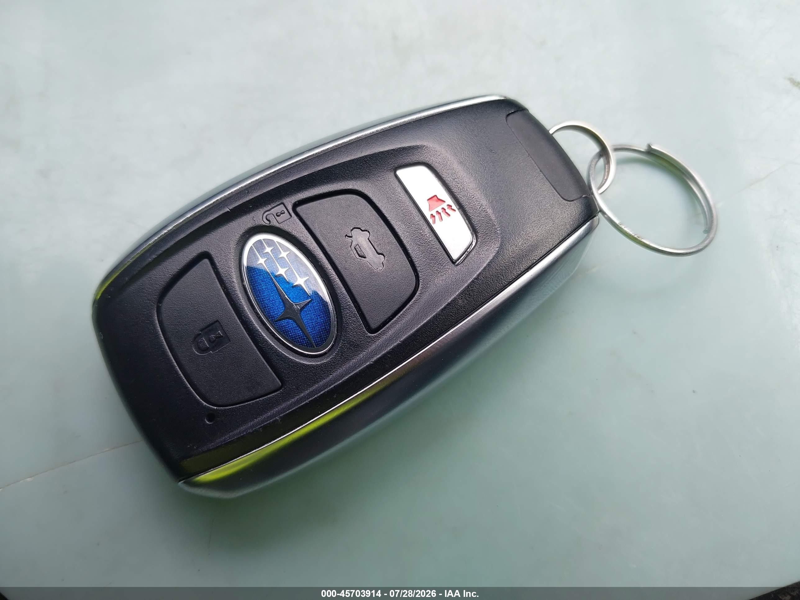 2021 Subaru Crosstrek Limited Белый vin: JF2GTHNC9MH663597