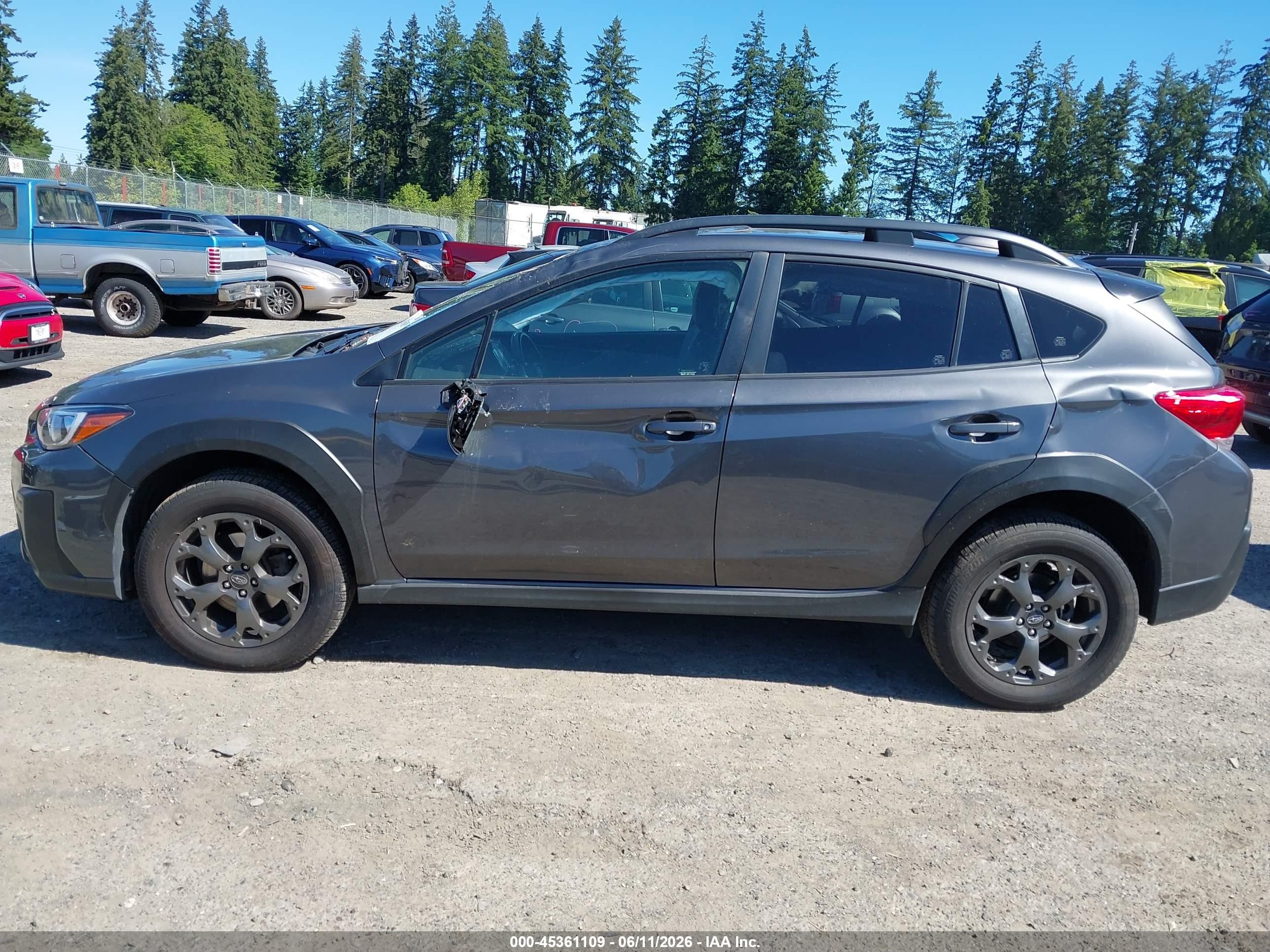 2022 Subaru Crosstrek Sport Gray vin: JF2GTHSC8NH230942