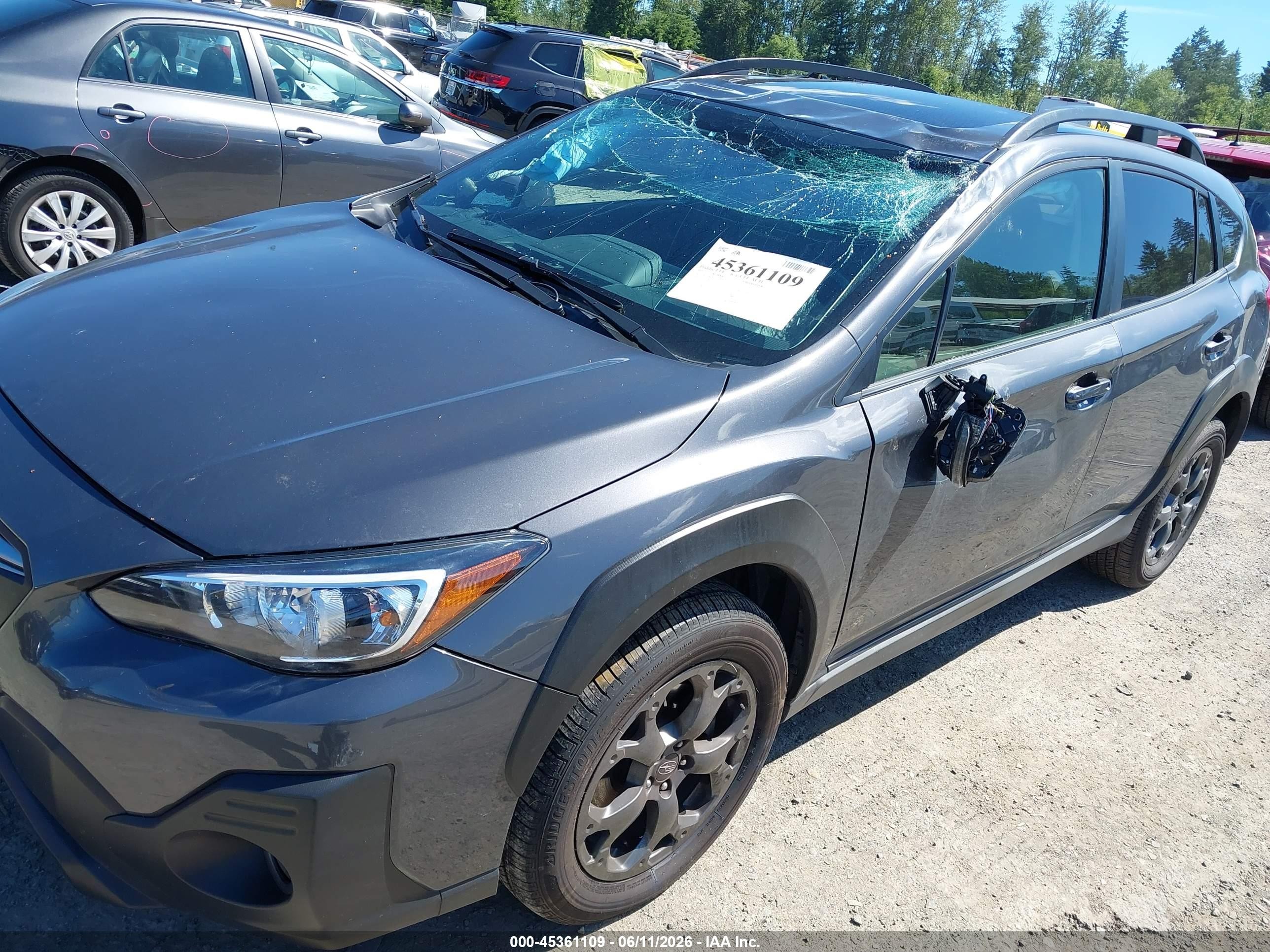 2022 Subaru Crosstrek Sport Gray vin: JF2GTHSC8NH230942