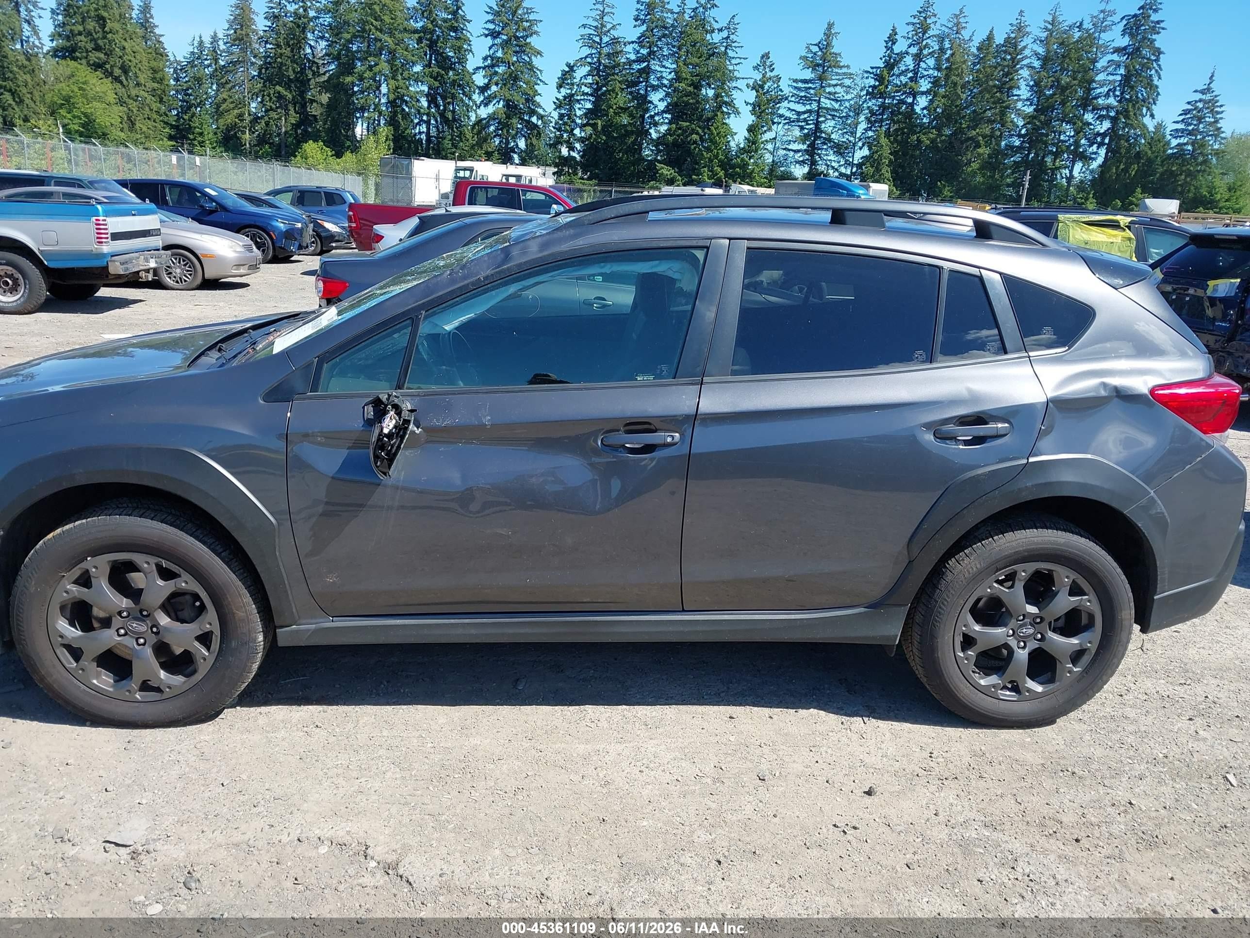 2022 Subaru Crosstrek Sport Gray vin: JF2GTHSC8NH230942