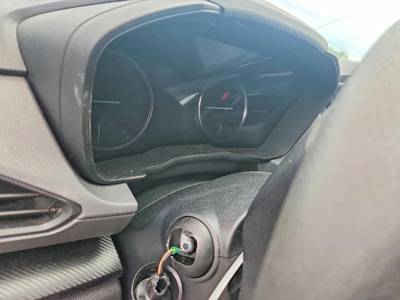 2024 Subaru Crosstrek Premium Silver vin: JF2GUADC0R8204925