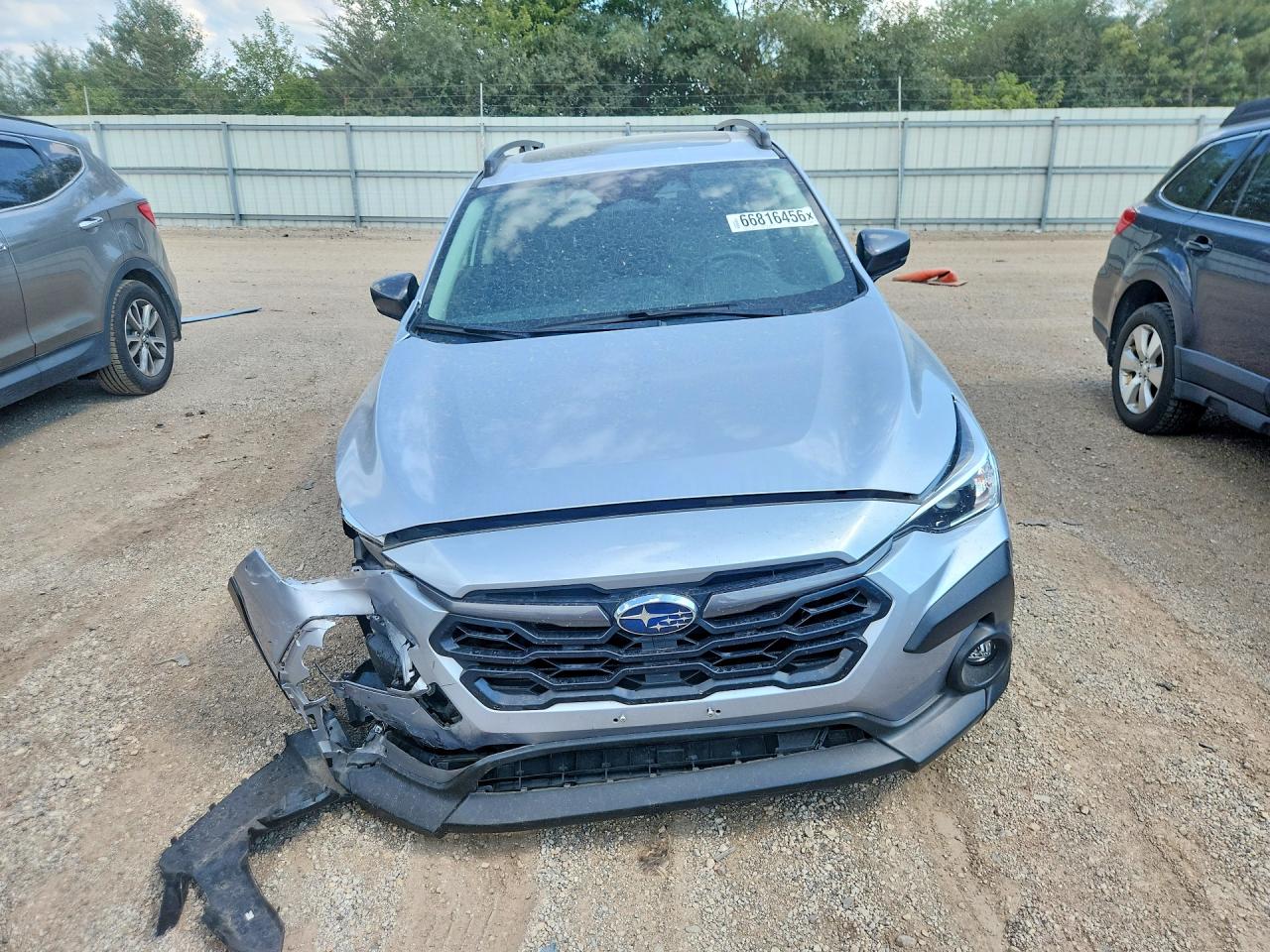 2024 Subaru Crosstrek Premium Silver vin: JF2GUADC2RH358830